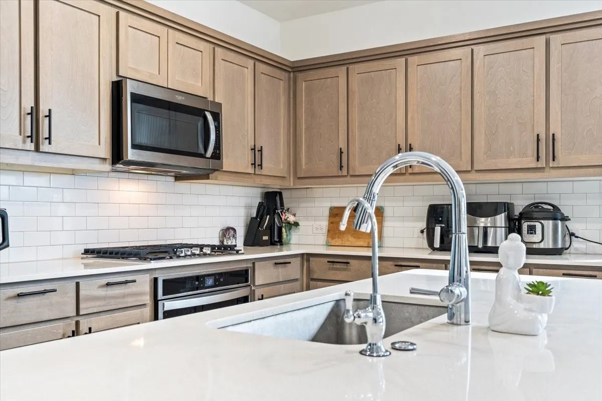 Single Family Residence For Rent in Collin County , 4920 Pebblewood Drive, Princeton, Texas 75071, 4 Bedroom, 3 Bathroom, 2 Garage spaces, 2,484 Sqft, built in 2022, mls#21370029, Real Estate Agent in Princeton, Homes For Rent in Collin county, Homes For Rent in Princeton, Realtor in Princeton Texas, Real Estate Brokerage Independent Realty Texas, Luminita Cordes Realtor