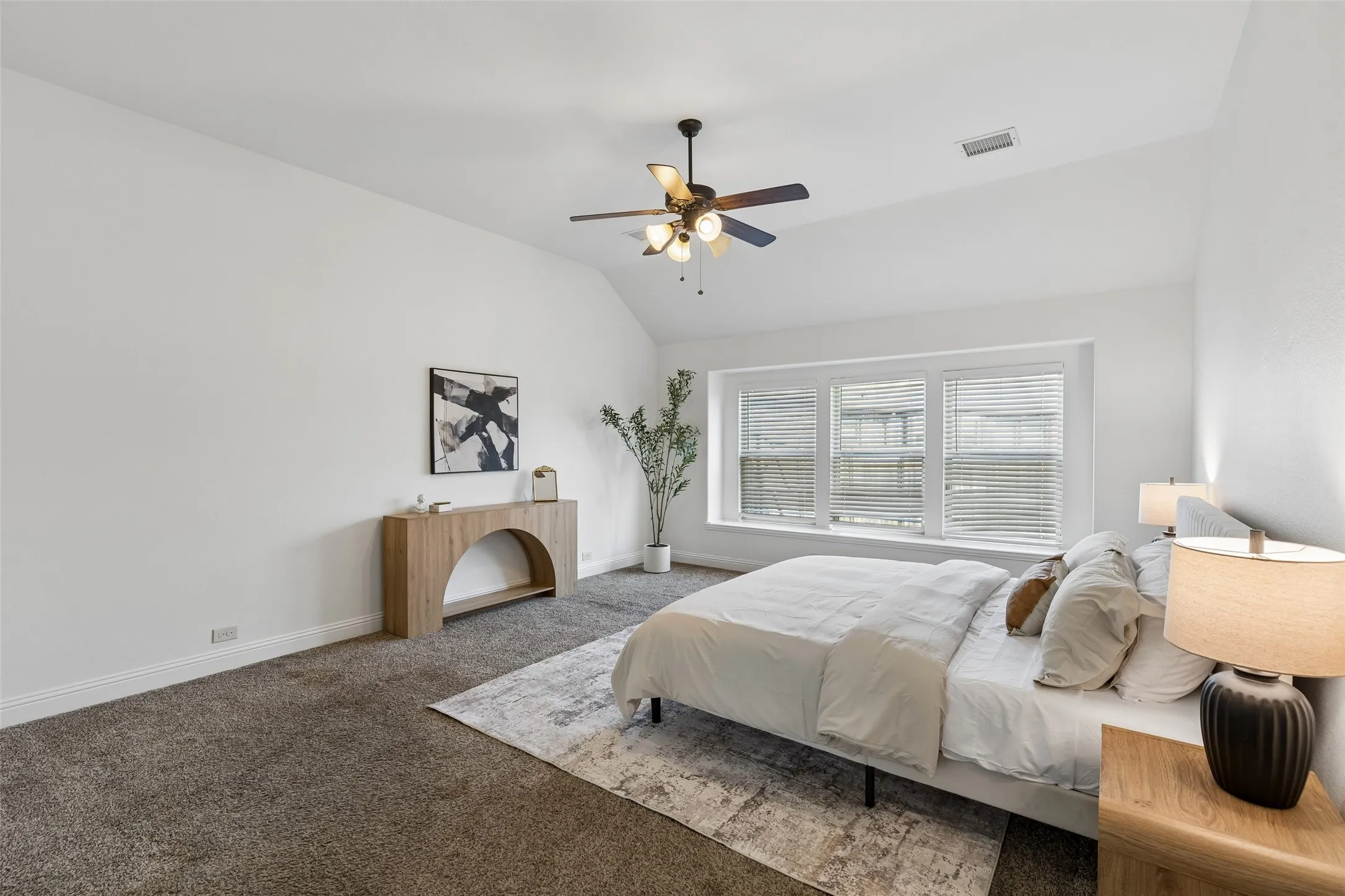 Single Family Residence For Rent in Collin County , 500 Cottage Place, Lavon, Texas 75166, 4 Bedroom, 2 Bathroom, 2 Garage spaces, 2,247 Sqft, built in 2017, mls#21371622, Real Estate Agent in Lavon, Homes For Rent in Collin county, Homes For Rent in Lavon, Realtor in Lavon Texas, Real Estate Brokerage Independent Realty Texas, Luminita Cordes Realtor