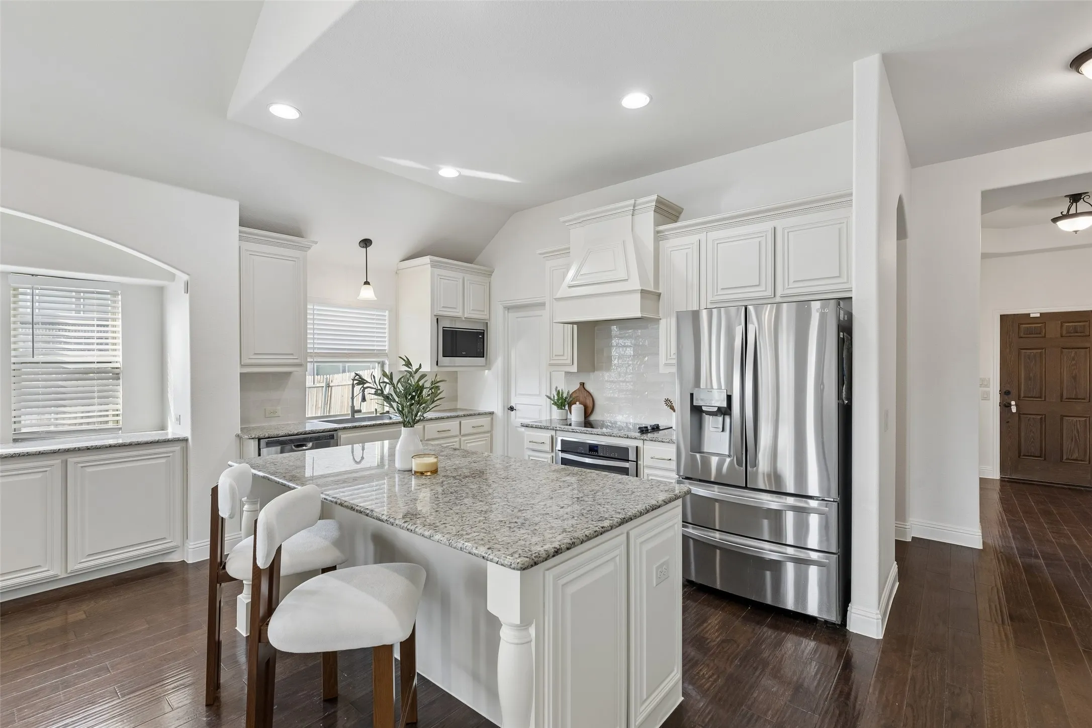 Single Family Residence For Rent in Collin County , 500 Cottage Place, Lavon, Texas 75166, 4 Bedroom, 2 Bathroom, 2 Garage spaces, 2,247 Sqft, built in 2017, mls#21371622, Real Estate Agent in Lavon, Homes For Rent in Collin county, Homes For Rent in Lavon, Realtor in Lavon Texas, Real Estate Brokerage Independent Realty Texas, Luminita Cordes Realtor