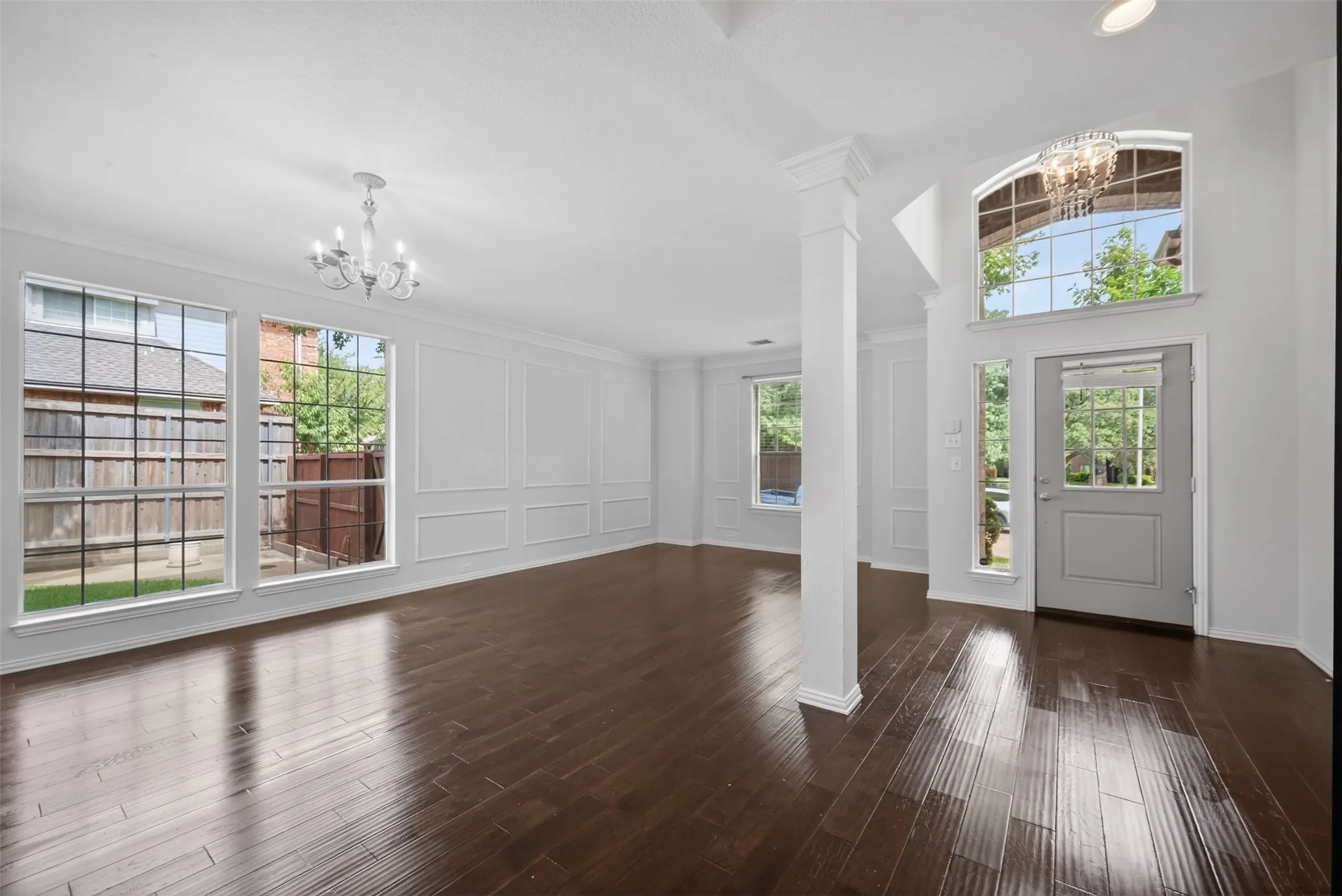Single Family Residence For Rent in Collin County , 1203 Rainforest Lane, Allen, Texas 75013, 4 Bedroom, 3 Bathroom, 3 Garage spaces, 2,614 Sqft, built in 1997, mls#21371613, Real Estate Agent in Allen, Homes For Rent in Collin county, Homes For Rent in Allen, Realtor in Allen Texas, Real Estate Brokerage Independent Realty Texas, Luminita Cordes Realtor