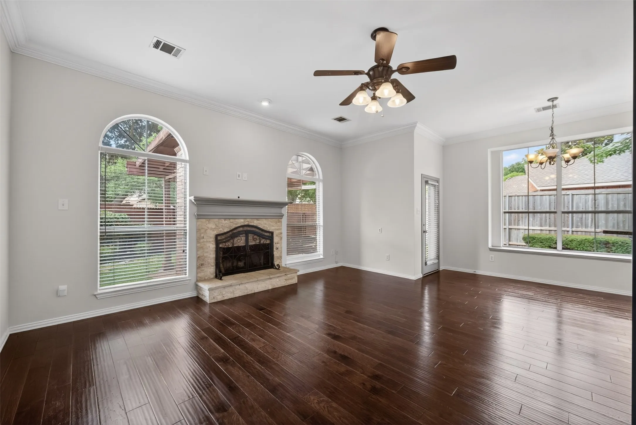 Single Family Residence For Rent in Collin County , 1203 Rainforest Lane, Allen, Texas 75013, 4 Bedroom, 3 Bathroom, 3 Garage spaces, 2,614 Sqft, built in 1997, mls#21371613, Real Estate Agent in Allen, Homes For Rent in Collin county, Homes For Rent in Allen, Realtor in Allen Texas, Real Estate Brokerage Independent Realty Texas, Luminita Cordes Realtor