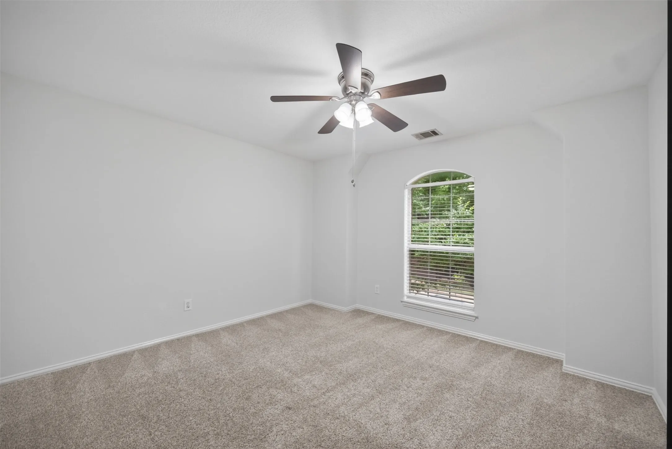 Single Family Residence For Rent in Collin County , 1203 Rainforest Lane, Allen, Texas 75013, 4 Bedroom, 3 Bathroom, 3 Garage spaces, 2,614 Sqft, built in 1997, mls#21371613, Real Estate Agent in Allen, Homes For Rent in Collin county, Homes For Rent in Allen, Realtor in Allen Texas, Real Estate Brokerage Independent Realty Texas, Luminita Cordes Realtor