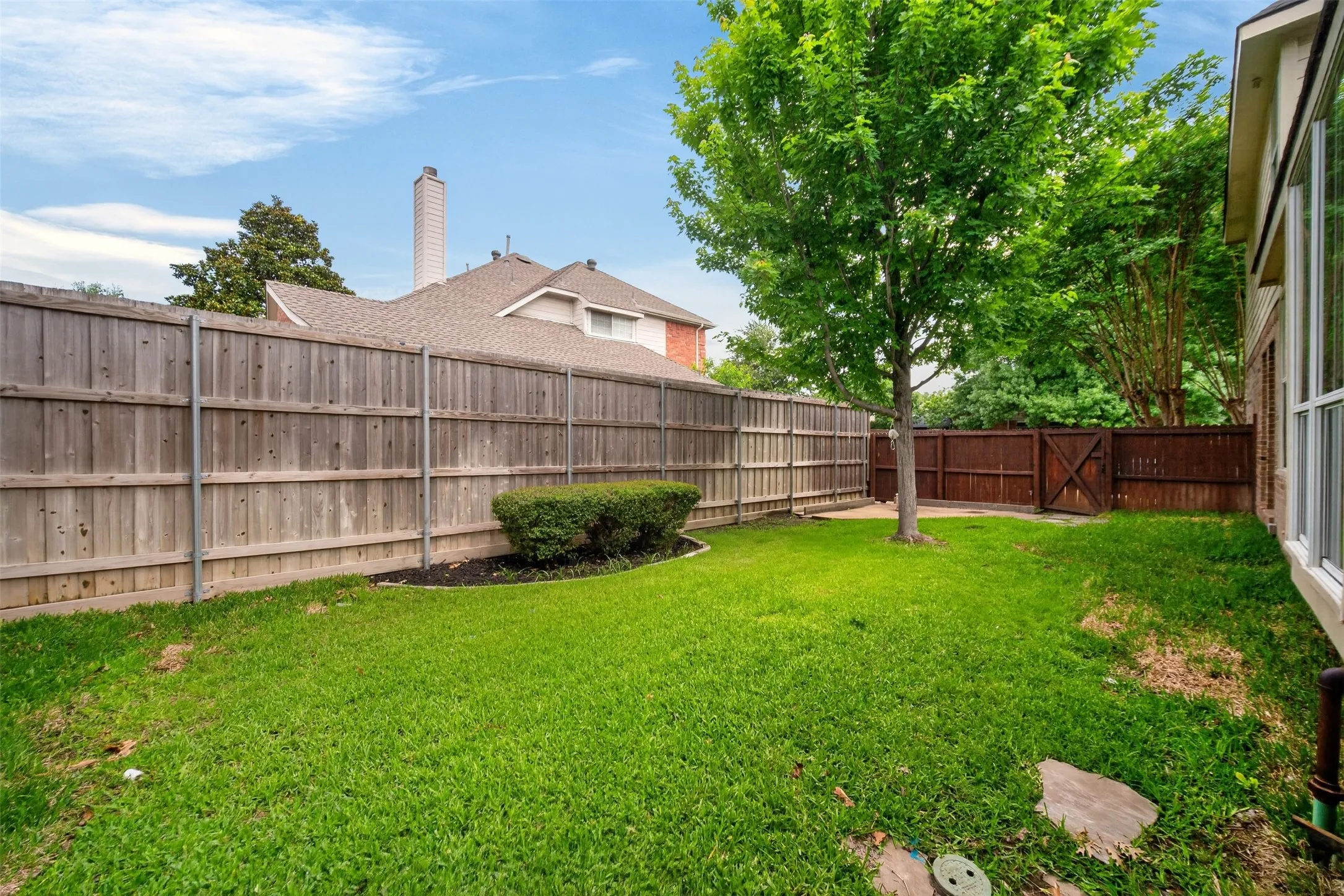 Single Family Residence For Rent in Collin County , 1203 Rainforest Lane, Allen, Texas 75013, 4 Bedroom, 3 Bathroom, 3 Garage spaces, 2,614 Sqft, built in 1997, mls#21371613, Real Estate Agent in Allen, Homes For Rent in Collin county, Homes For Rent in Allen, Realtor in Allen Texas, Real Estate Brokerage Independent Realty Texas, Luminita Cordes Realtor