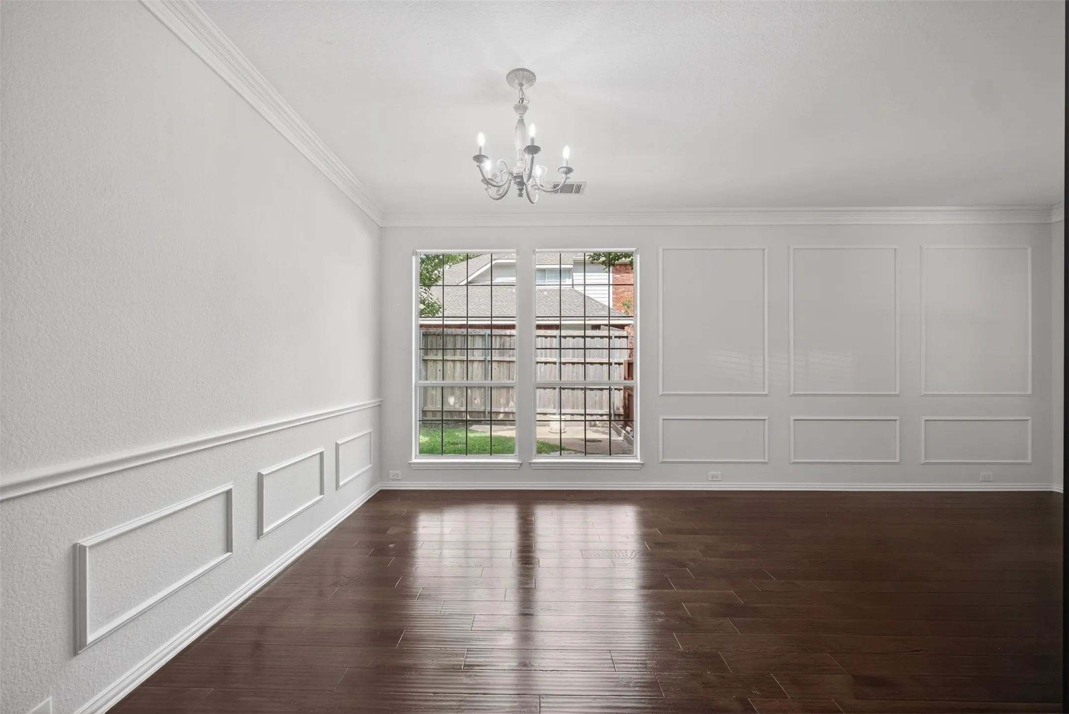 Single Family Residence For Rent in Collin County , 1203 Rainforest Lane, Allen, Texas 75013, 4 Bedroom, 3 Bathroom, 3 Garage spaces, 2,614 Sqft, built in 1997, mls#21371613, Real Estate Agent in Allen, Homes For Rent in Collin county, Homes For Rent in Allen, Realtor in Allen Texas, Real Estate Brokerage Independent Realty Texas, Luminita Cordes Realtor