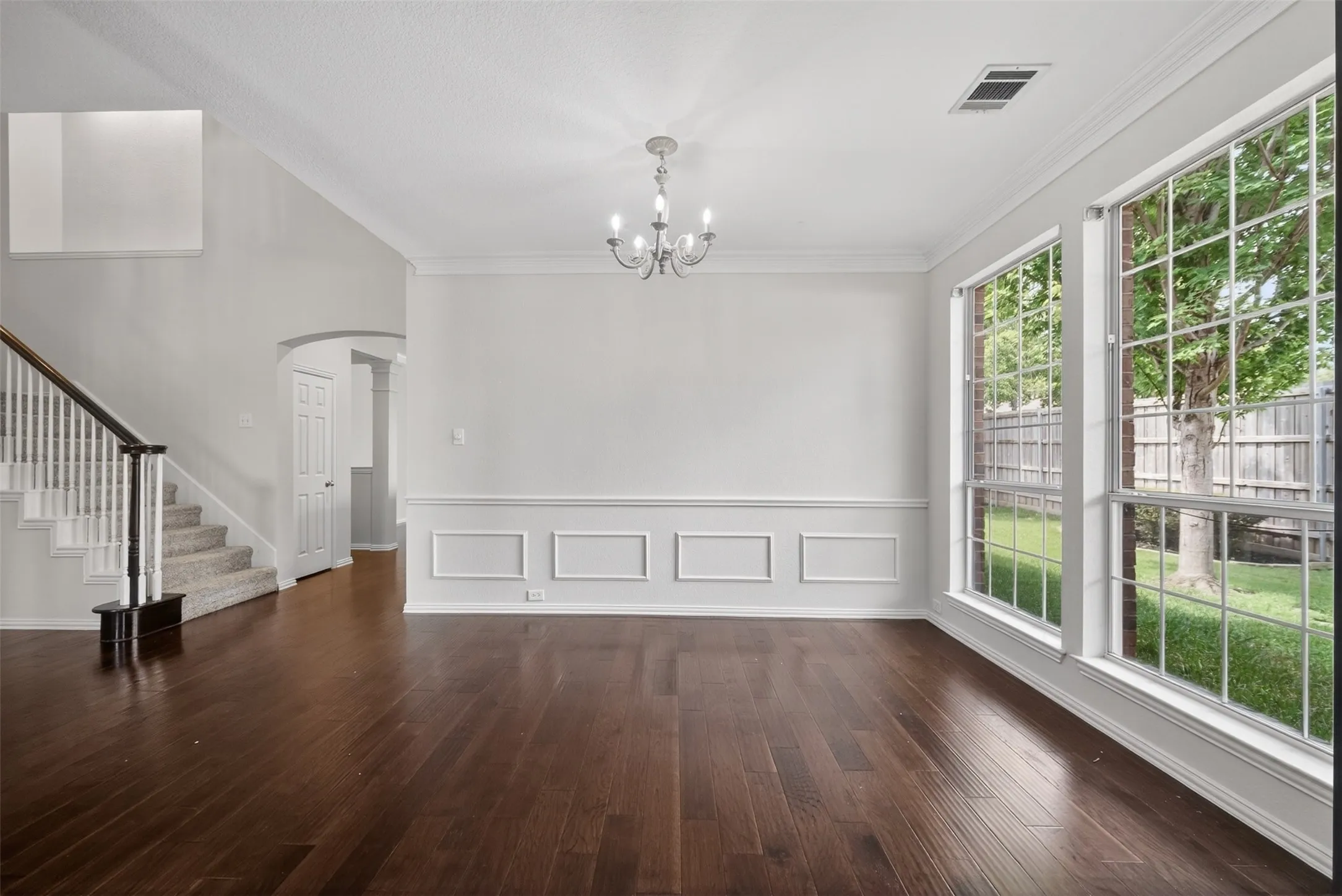 Single Family Residence For Rent in Collin County , 1203 Rainforest Lane, Allen, Texas 75013, 4 Bedroom, 3 Bathroom, 3 Garage spaces, 2,614 Sqft, built in 1997, mls#21371613, Real Estate Agent in Allen, Homes For Rent in Collin county, Homes For Rent in Allen, Realtor in Allen Texas, Real Estate Brokerage Independent Realty Texas, Luminita Cordes Realtor