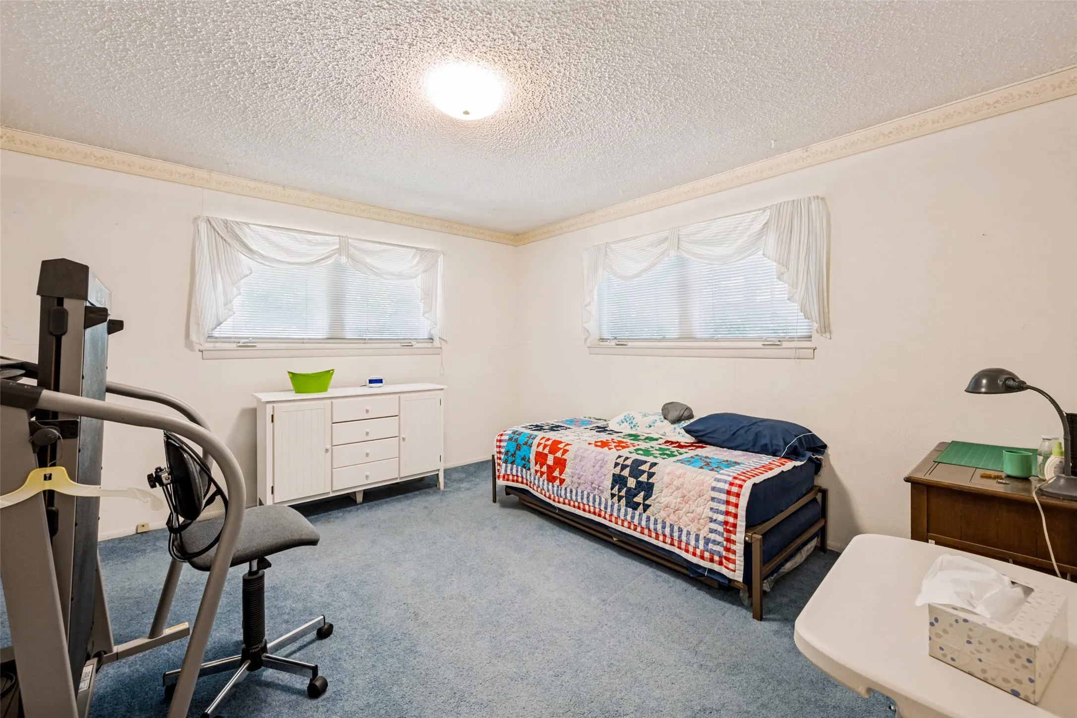 Single Family Residence For Sale in Tarrant County , 3014 Idlecreek Drive, Dalworthington Gardens, Texas 76016, 3 Bedroom, 2 Bathroom, 2 Garage spaces, 2,100 Sqft, built in 1962, mls#21369834, Real Estate Agent in Dalworthington Gardens, Homes For Sale in Tarrant county, Homes For Sale in Dalworthington Gardens, Realtor in Dalworthington Gardens Texas, Real Estate Brokerage Independent Realty Texas, Luminita Cordes Realtor