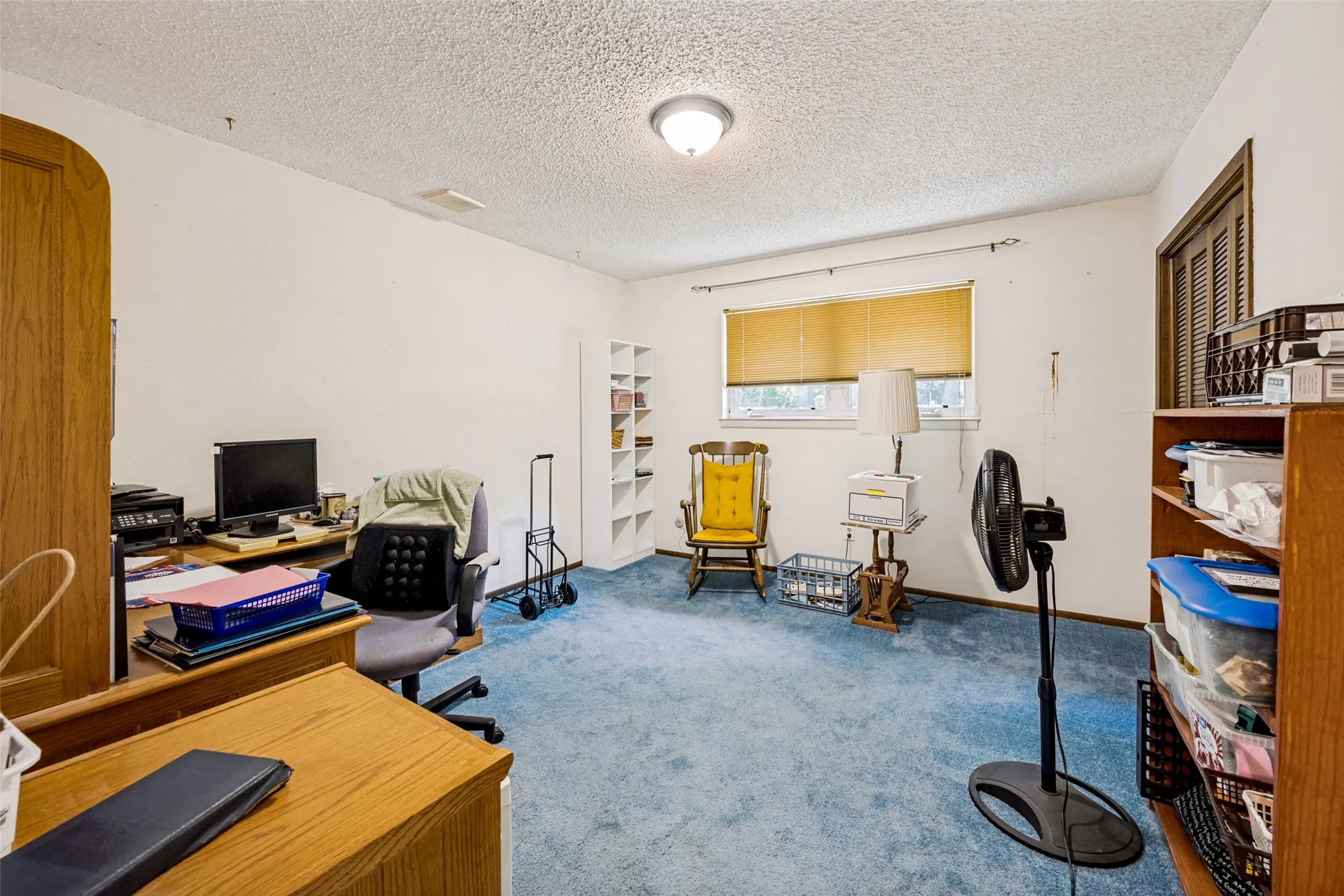 Single Family Residence For Sale in Tarrant County , 3014 Idlecreek Drive, Dalworthington Gardens, Texas 76016, 3 Bedroom, 2 Bathroom, 2 Garage spaces, 2,100 Sqft, built in 1962, mls#21369834, Real Estate Agent in Dalworthington Gardens, Homes For Sale in Tarrant county, Homes For Sale in Dalworthington Gardens, Realtor in Dalworthington Gardens Texas, Real Estate Brokerage Independent Realty Texas, Luminita Cordes Realtor