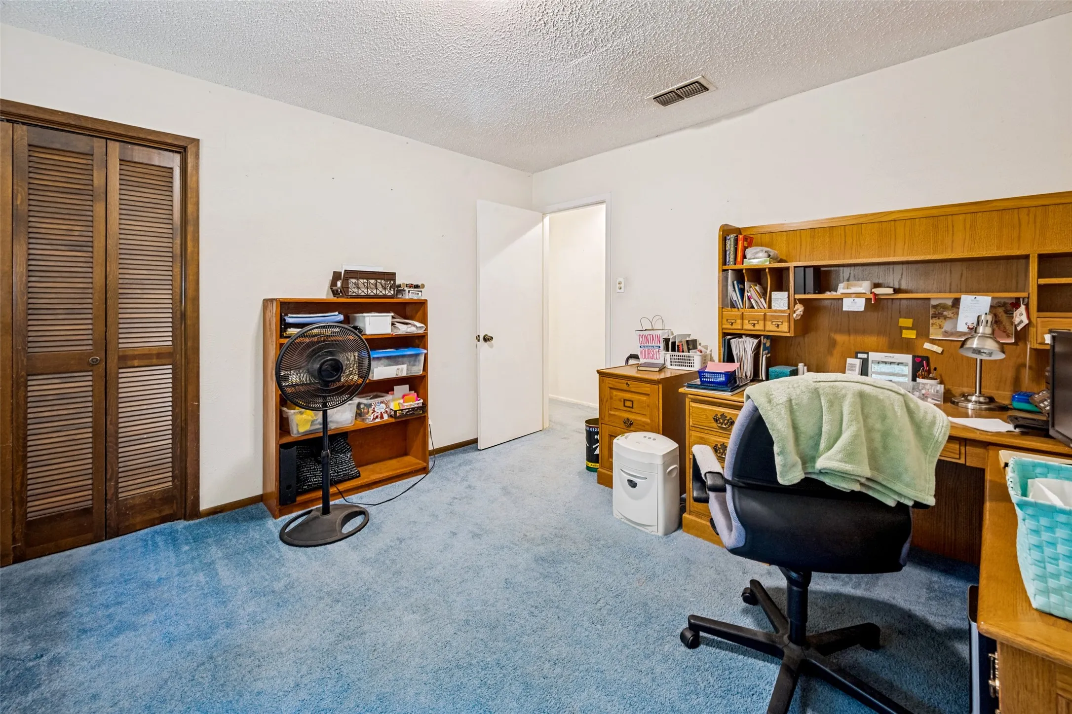 Single Family Residence For Sale in Tarrant County , 3014 Idlecreek Drive, Dalworthington Gardens, Texas 76016, 3 Bedroom, 2 Bathroom, 2 Garage spaces, 2,100 Sqft, built in 1962, mls#21369834, Real Estate Agent in Dalworthington Gardens, Homes For Sale in Tarrant county, Homes For Sale in Dalworthington Gardens, Realtor in Dalworthington Gardens Texas, Real Estate Brokerage Independent Realty Texas, Luminita Cordes Realtor