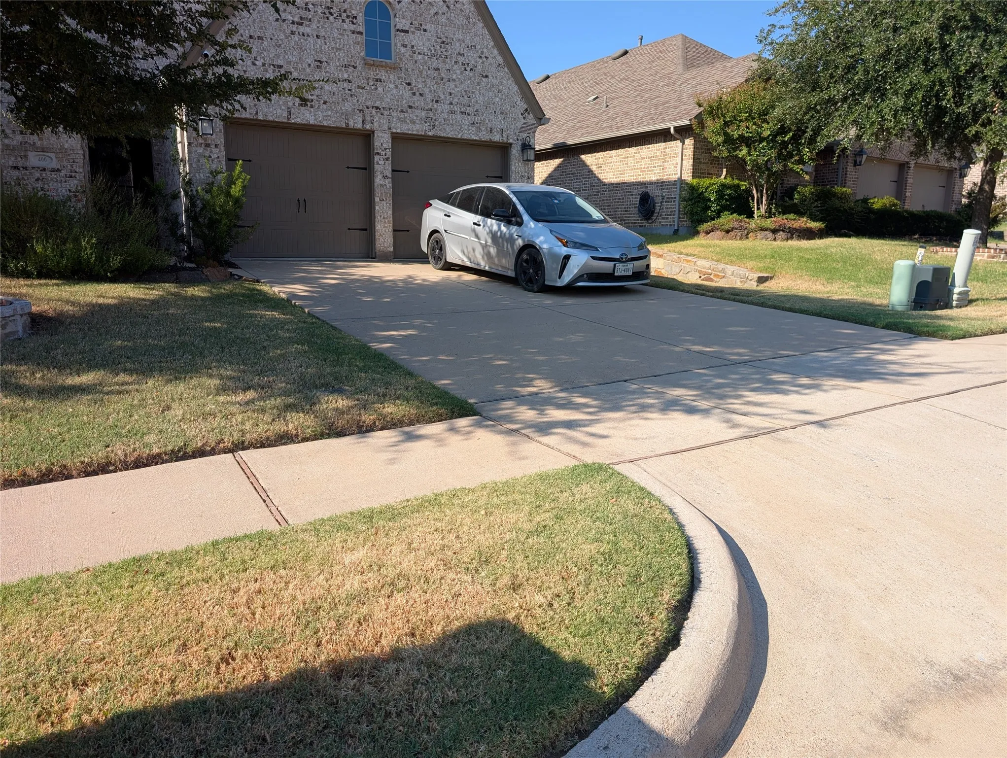 Look at how many cars you can park in the driveway!