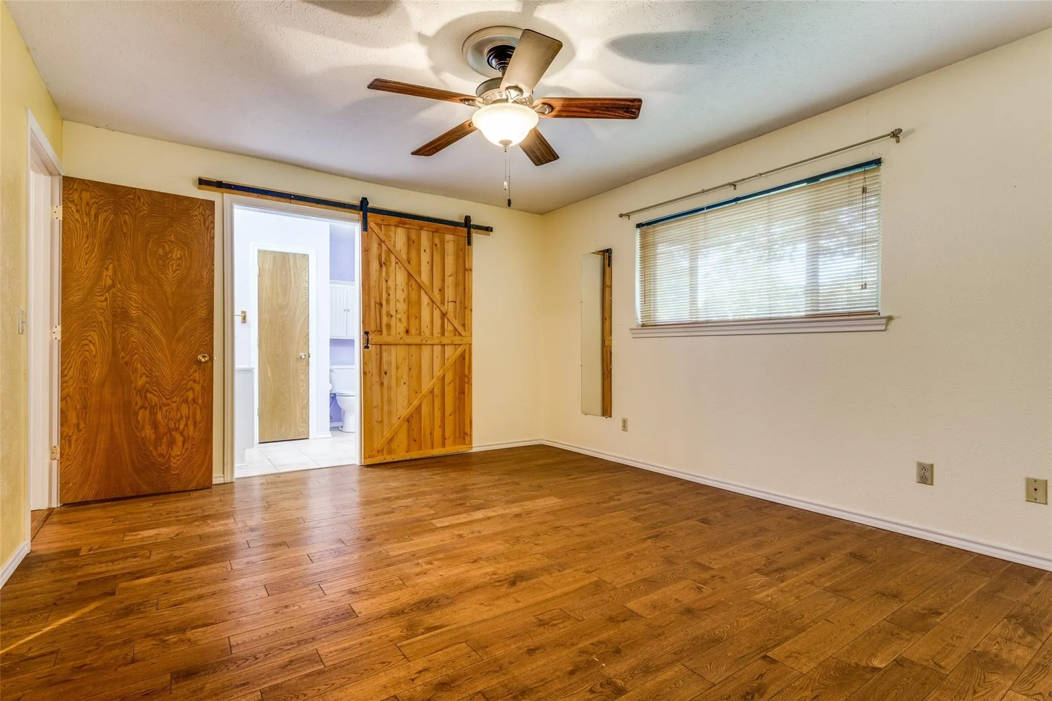 Single Family Residence For Rent in Collin County , 2316 Northcrest Drive, Plano, Texas 75075, 4 Bedroom, 2 Bathroom, 2 Garage spaces, 1,954 Sqft, built in 1970, mls#21371642, Real Estate Agent in Plano, Homes For Rent in Collin county, Homes For Rent in Plano, Realtor in Plano Texas, Real Estate Brokerage Independent Realty Texas, Luminita Cordes Realtor