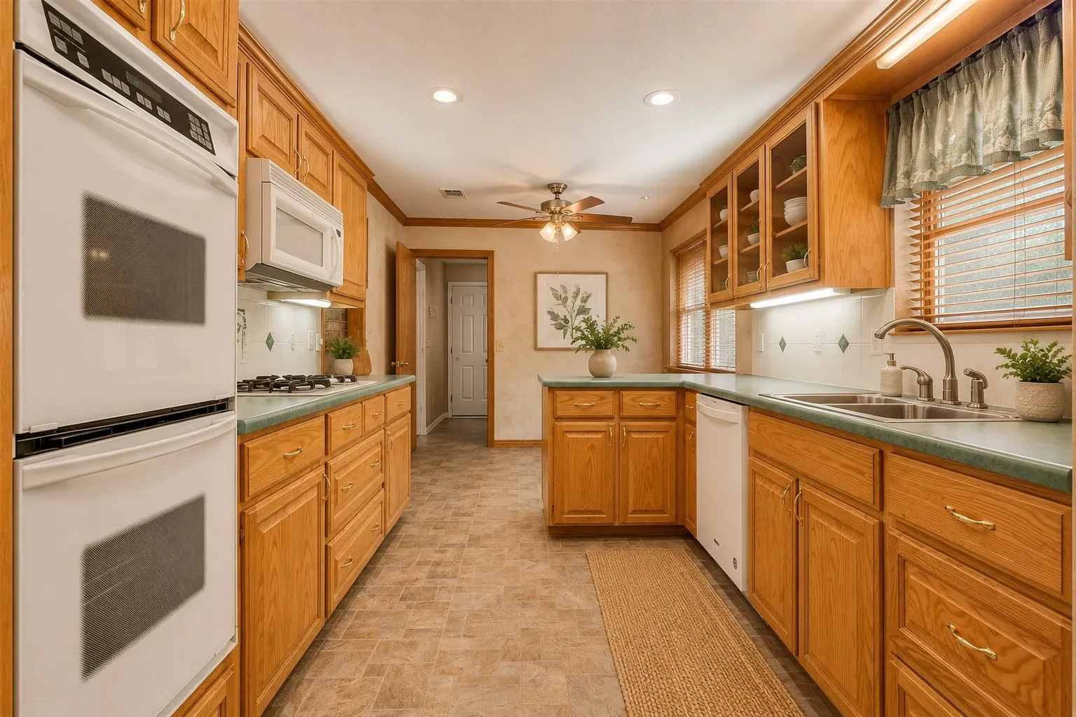 Single Family Residence For Rent in Collin County , 2316 Northcrest Drive, Plano, Texas 75075, 4 Bedroom, 2 Bathroom, 2 Garage spaces, 1,954 Sqft, built in 1970, mls#21371642, Real Estate Agent in Plano, Homes For Rent in Collin county, Homes For Rent in Plano, Realtor in Plano Texas, Real Estate Brokerage Independent Realty Texas, Luminita Cordes Realtor