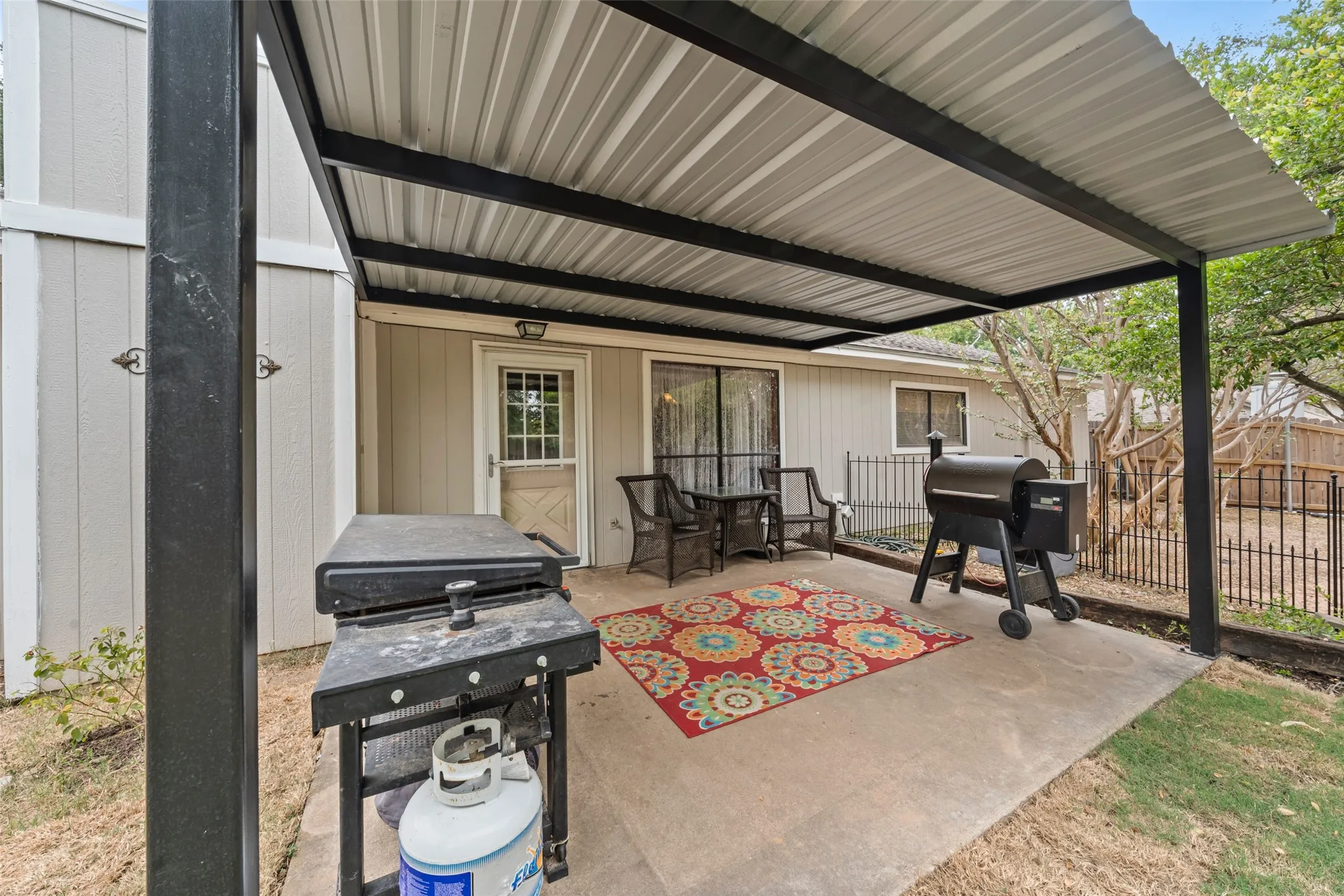 Single Family Residence For Sale in Mc Lennan County , 406 Ocampo Court, Waco, Texas 76708, 3 Bedroom, 2 Bathroom, 2 Garage spaces, 1,729 Sqft, built in 1981, mls#21371081, Real Estate Agent in Waco, Homes For Sale in Mc Lennan county, Homes For Sale in Waco, Realtor in Waco Texas, Real Estate Brokerage Independent Realty Texas, Luminita Cordes Realtor