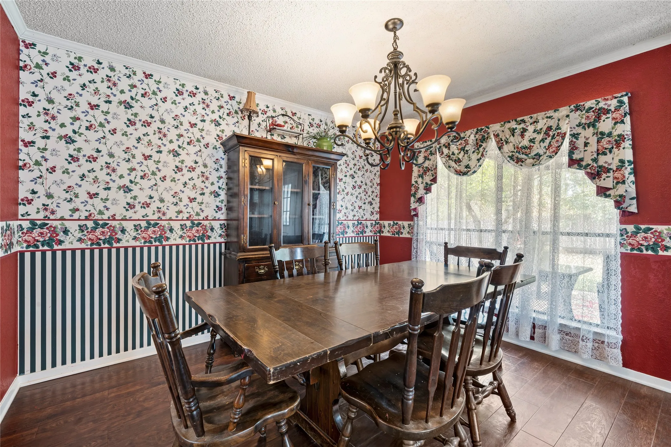 Single Family Residence For Sale in Mc Lennan County , 406 Ocampo Court, Waco, Texas 76708, 3 Bedroom, 2 Bathroom, 2 Garage spaces, 1,729 Sqft, built in 1981, mls#21371081, Real Estate Agent in Waco, Homes For Sale in Mc Lennan county, Homes For Sale in Waco, Realtor in Waco Texas, Real Estate Brokerage Independent Realty Texas, Luminita Cordes Realtor