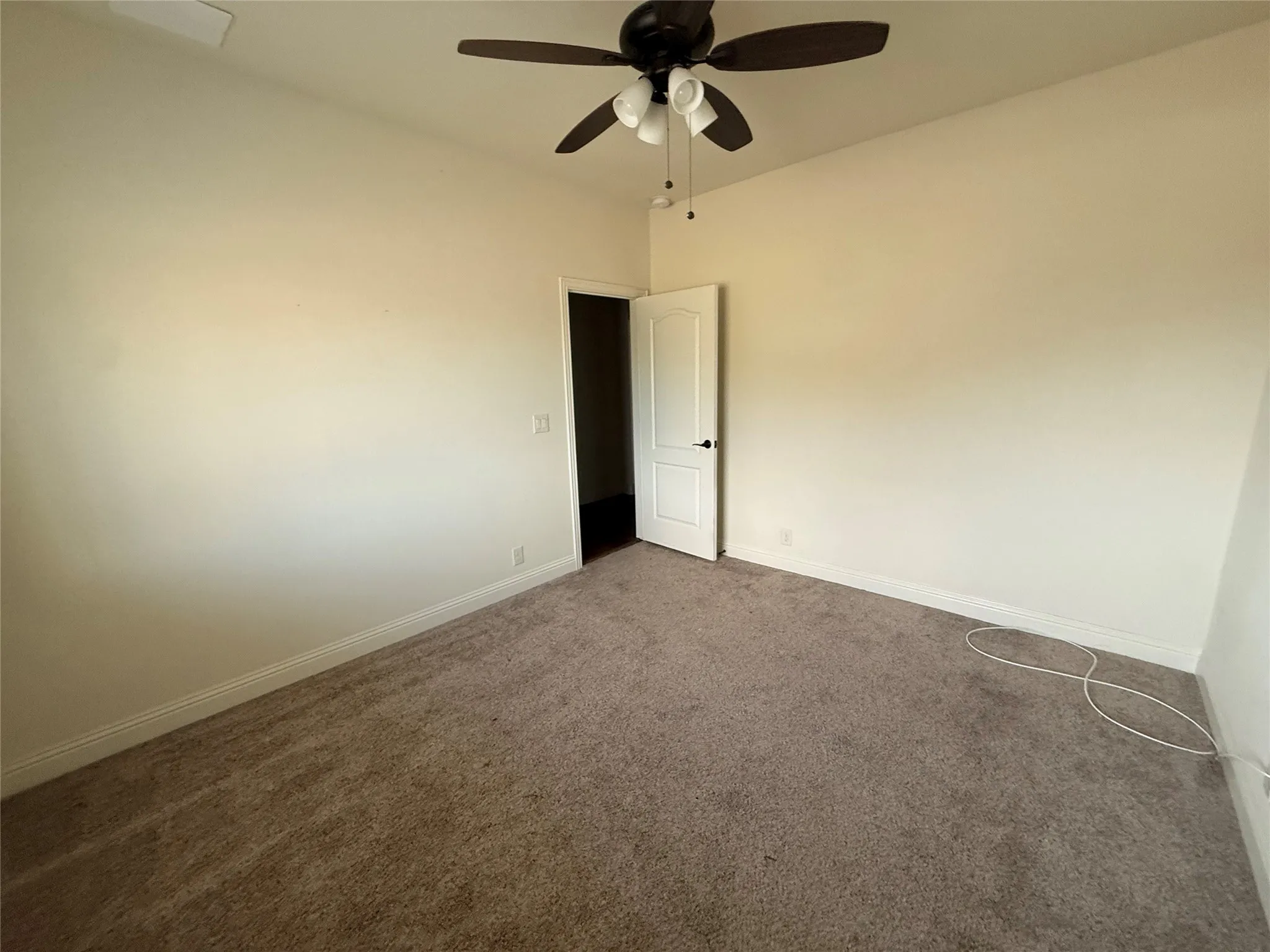 Single Family Residence For Sale in Kaufman County , 1079 Canterbury Lane, Forney, Texas 75126, 5 Bedroom, 3 Bathroom, 2 Garage spaces, 3,255 Sqft, built in 2020, mls#21371615, Real Estate Agent in Forney, Homes For Sale in Kaufman county, Homes For Sale in Forney, Realtor in Forney Texas, Real Estate Brokerage Independent Realty Texas, Luminita Cordes Realtor