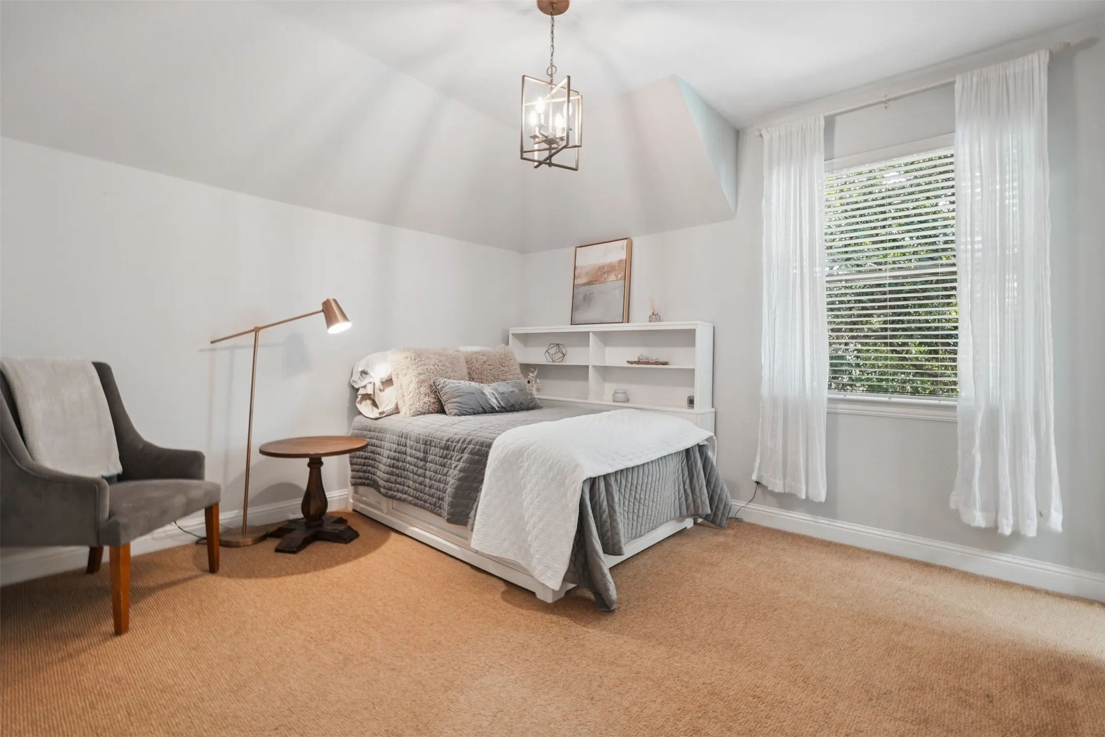 Additional upstairs bedroom 3 offers generous proportions and flexible use.
