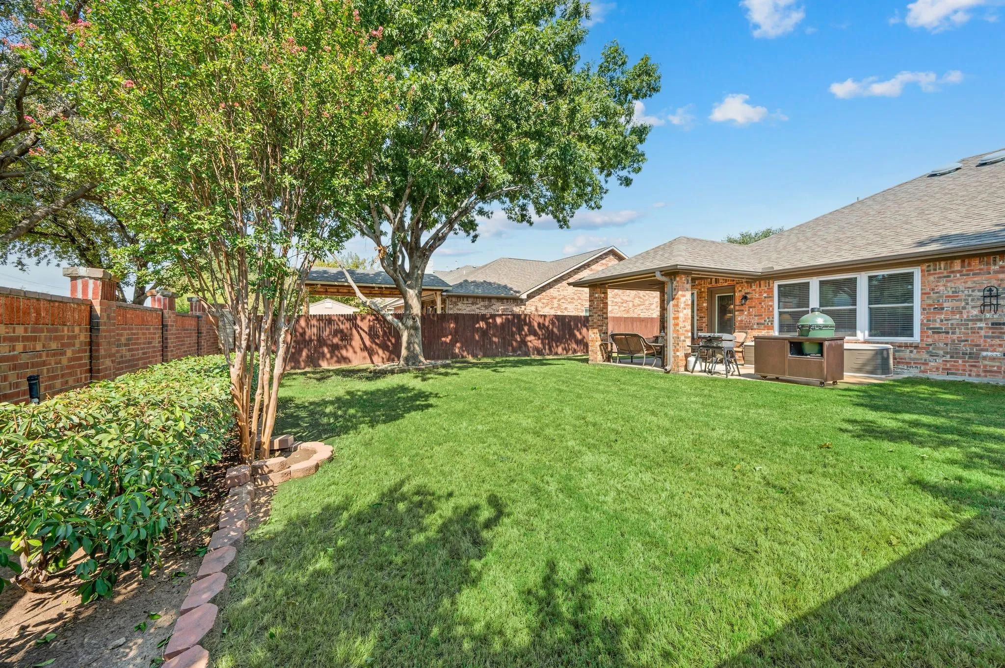 Single Family Residence For Sale in Tarrant County , 829 Sequoia Way, Saginaw, Texas 76131, 3 Bedroom, 2 Bathroom, 3 Garage spaces, 1,604 Sqft, built in 2005, mls#21368991, Real Estate Agent in Saginaw, Homes For Sale in Tarrant county, Homes For Sale in Saginaw, Realtor in Saginaw Texas, Real Estate Brokerage Independent Realty Texas, Luminita Cordes Realtor