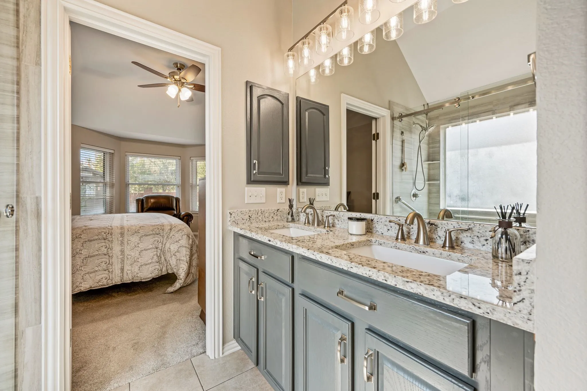 Single Family Residence For Sale in Tarrant County , 829 Sequoia Way, Saginaw, Texas 76131, 3 Bedroom, 2 Bathroom, 3 Garage spaces, 1,604 Sqft, built in 2005, mls#21368991, Real Estate Agent in Saginaw, Homes For Sale in Tarrant county, Homes For Sale in Saginaw, Realtor in Saginaw Texas, Real Estate Brokerage Independent Realty Texas, Luminita Cordes Realtor