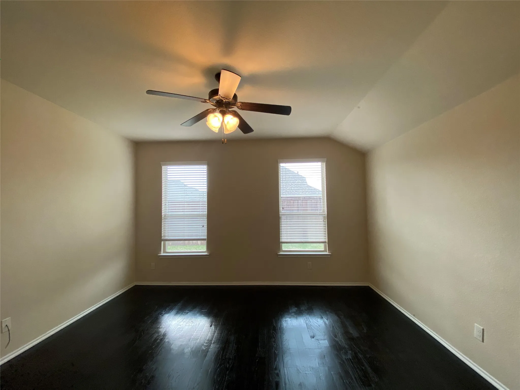 Single Family Residence For Rent in Collin County , 791 Stefhanie Drive, Celina, Texas 75009, 3 Bedroom, 2 Bathroom, 2 Garage spaces, 1,655 Sqft, built in 2015, mls#21371660, Real Estate Agent in Celina, Homes For Rent in Collin county, Homes For Rent in Celina, Realtor in Celina Texas, Real Estate Brokerage Independent Realty Texas, Luminita Cordes Realtor