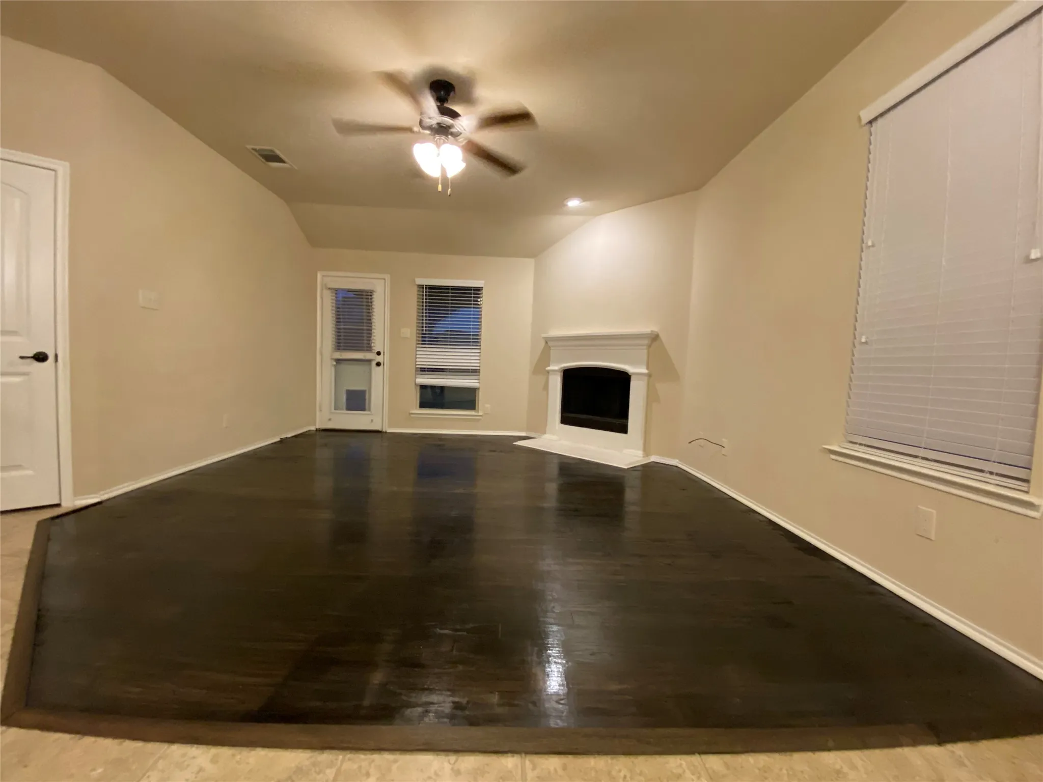 Single Family Residence For Rent in Collin County , 791 Stefhanie Drive, Celina, Texas 75009, 3 Bedroom, 2 Bathroom, 2 Garage spaces, 1,655 Sqft, built in 2015, mls#21371660, Real Estate Agent in Celina, Homes For Rent in Collin county, Homes For Rent in Celina, Realtor in Celina Texas, Real Estate Brokerage Independent Realty Texas, Luminita Cordes Realtor
