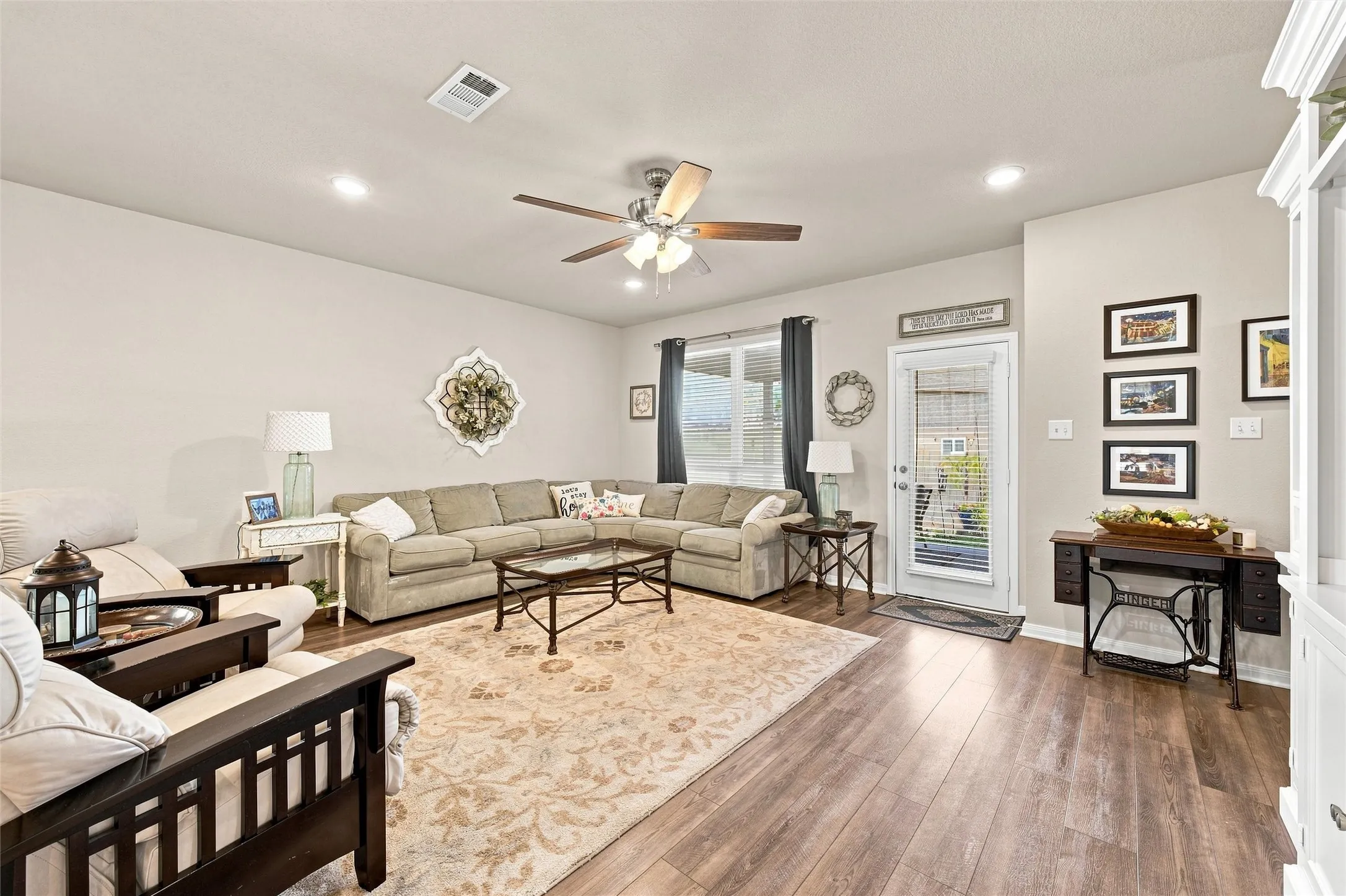 Single Family Residence For Sale in Mc Lennan County , 11401 Solar Street, Lorena, Texas 76655, 3 Bedroom, 2 Bathroom, 2 Garage spaces, 1,878 Sqft, built in 2022, mls#21371657, Real Estate Agent in Lorena, Homes For Sale in Mc Lennan county, Homes For Sale in Lorena, Realtor in Lorena Texas, Real Estate Brokerage Independent Realty Texas, Luminita Cordes Realtor