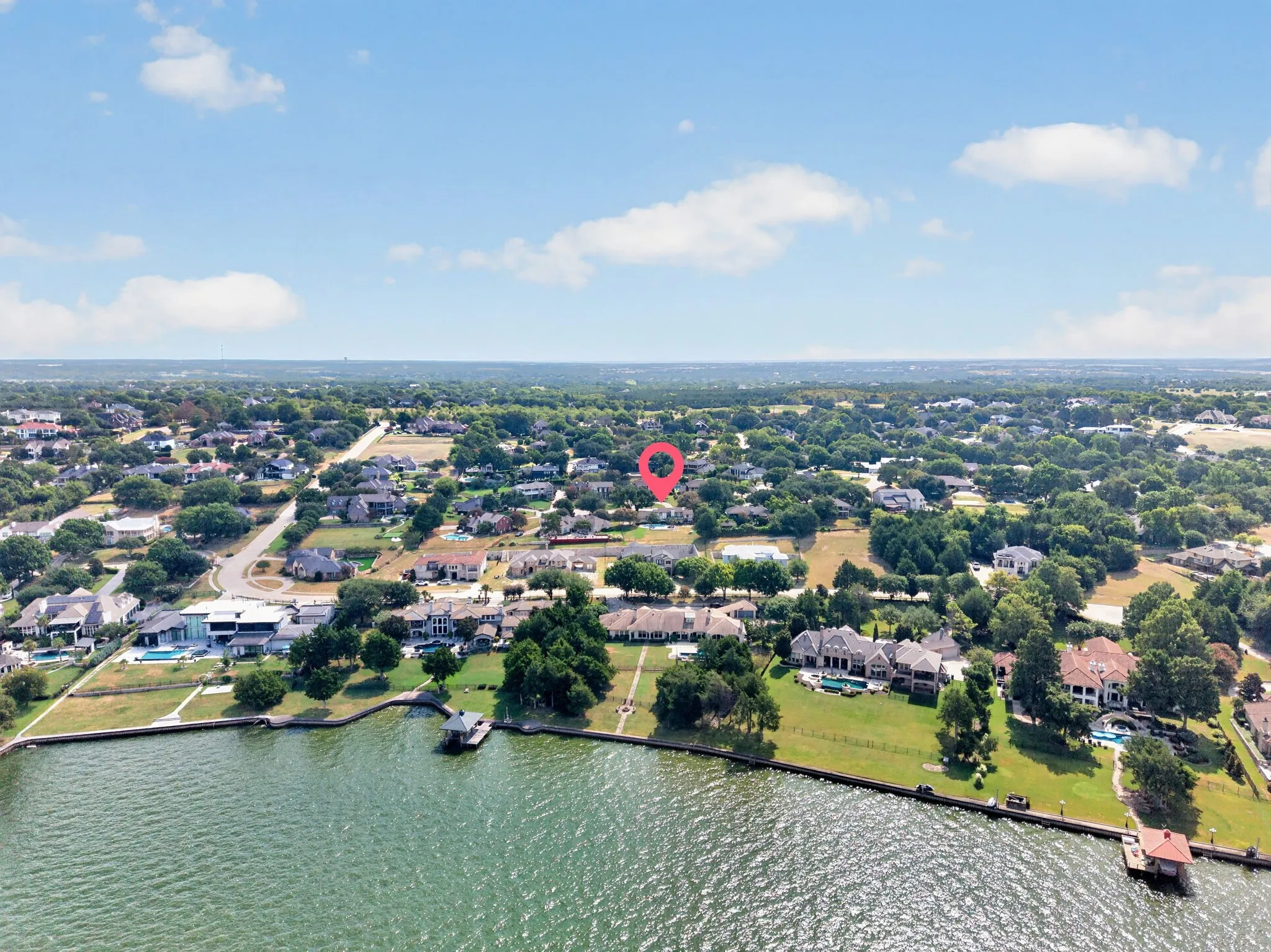 Single Family Residence For Sale in Rockwall County , 9 Pintail Point, Heath, Texas 75032, 3 Bedroom, 2 Bathroom, 2 Garage spaces, 2,559 Sqft, built in 1978, mls#21370550, Real Estate Agent in Heath, Homes For Sale in Rockwall county, Homes For Sale in Heath, Realtor in Heath Texas, Real Estate Brokerage Independent Realty Texas, Luminita Cordes Realtor