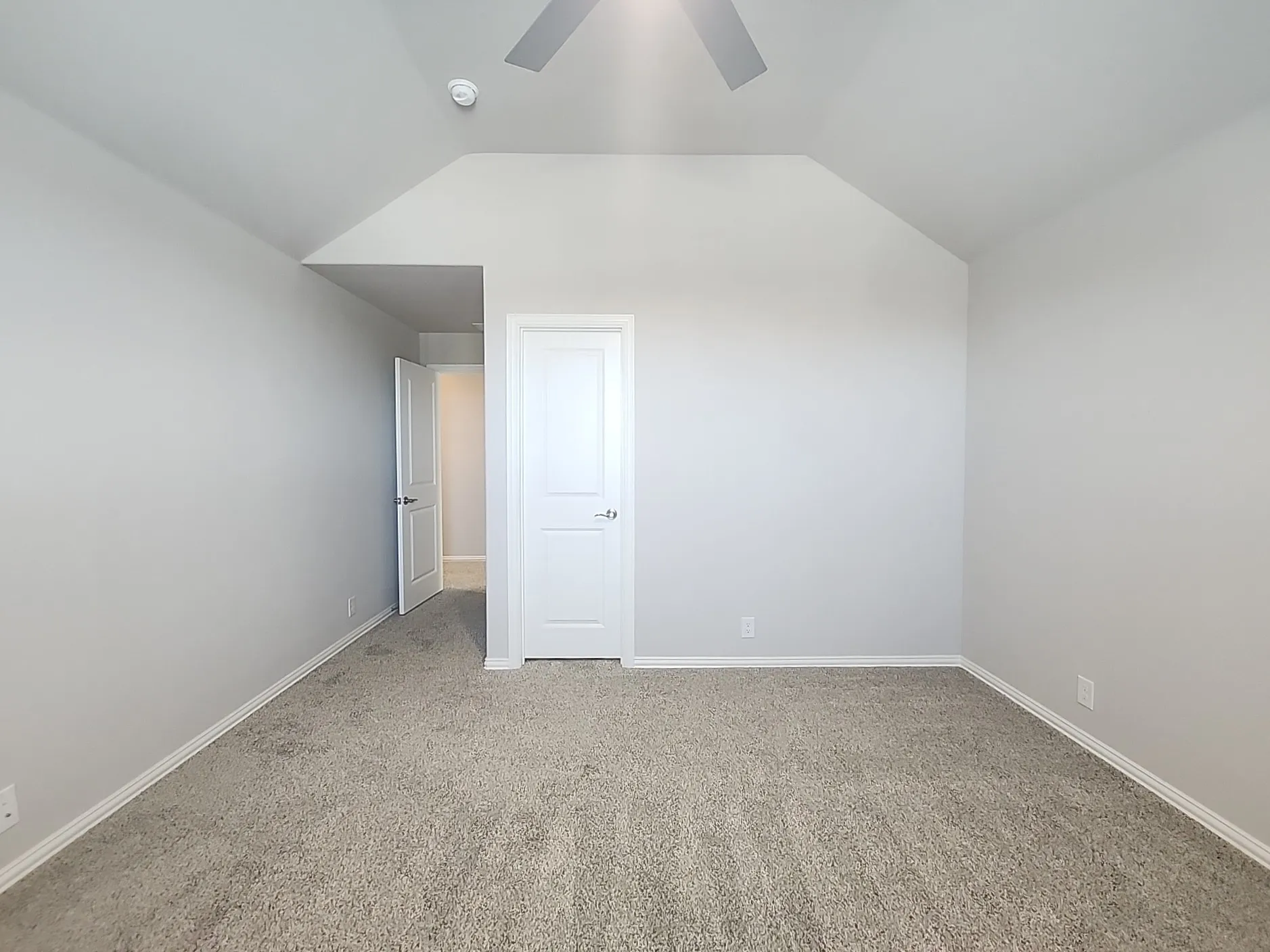 Single Family Residence For Sale in Denton County , 900 Superbloom Avenue, Justin, Texas 76247, 4 Bedroom, 4 Bathroom, 2 Garage spaces, 3,429 Sqft, built in 2023, mls#21371652, Real Estate Agent in Justin, Homes For Sale in Denton county, Homes For Sale in Justin, Realtor in Justin Texas, Real Estate Brokerage Independent Realty Texas, Luminita Cordes Realtor
