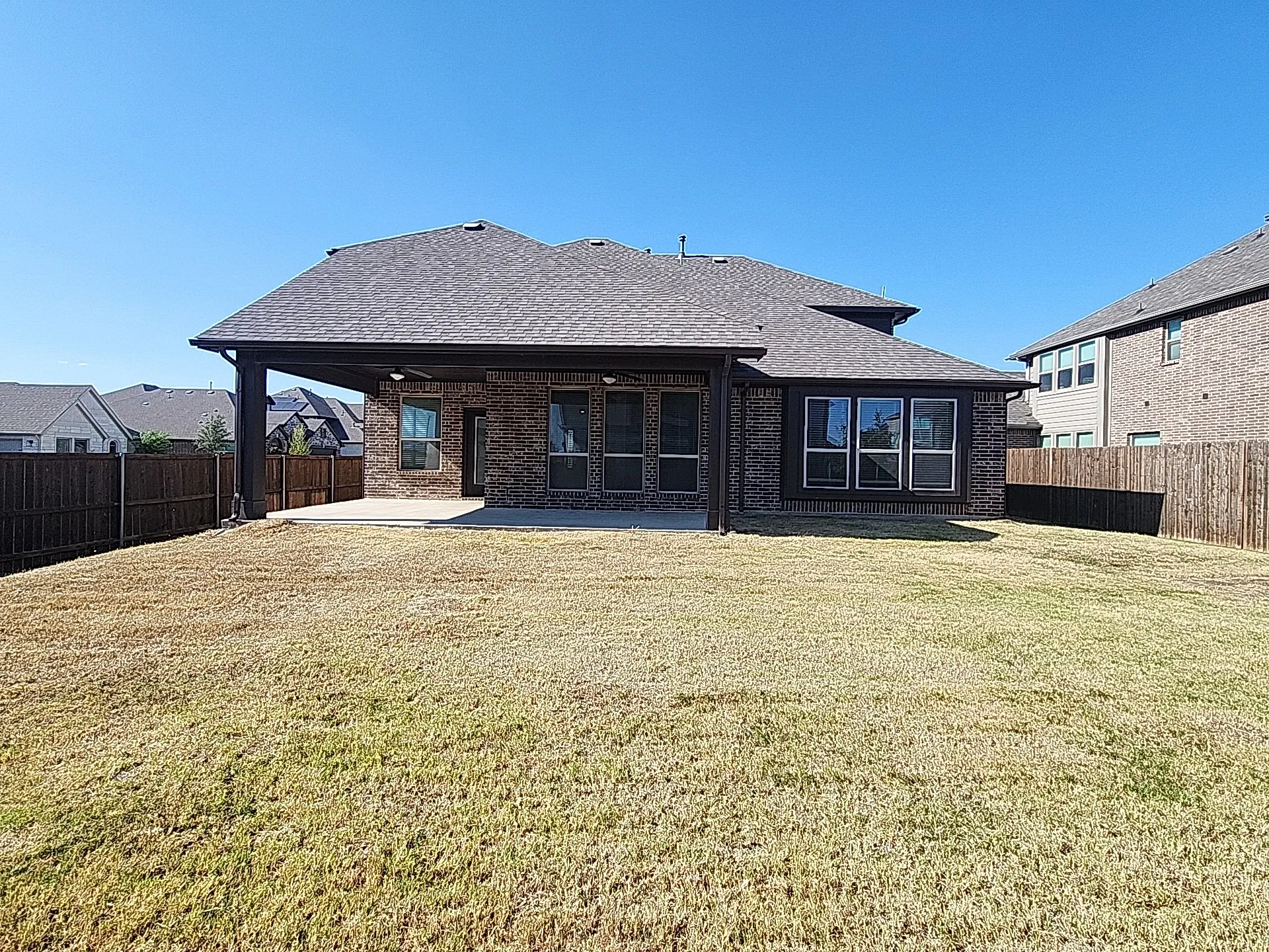 Single Family Residence For Sale in Denton County , 900 Superbloom Avenue, Justin, Texas 76247, 4 Bedroom, 4 Bathroom, 2 Garage spaces, 3,429 Sqft, built in 2023, mls#21371652, Real Estate Agent in Justin, Homes For Sale in Denton county, Homes For Sale in Justin, Realtor in Justin Texas, Real Estate Brokerage Independent Realty Texas, Luminita Cordes Realtor
