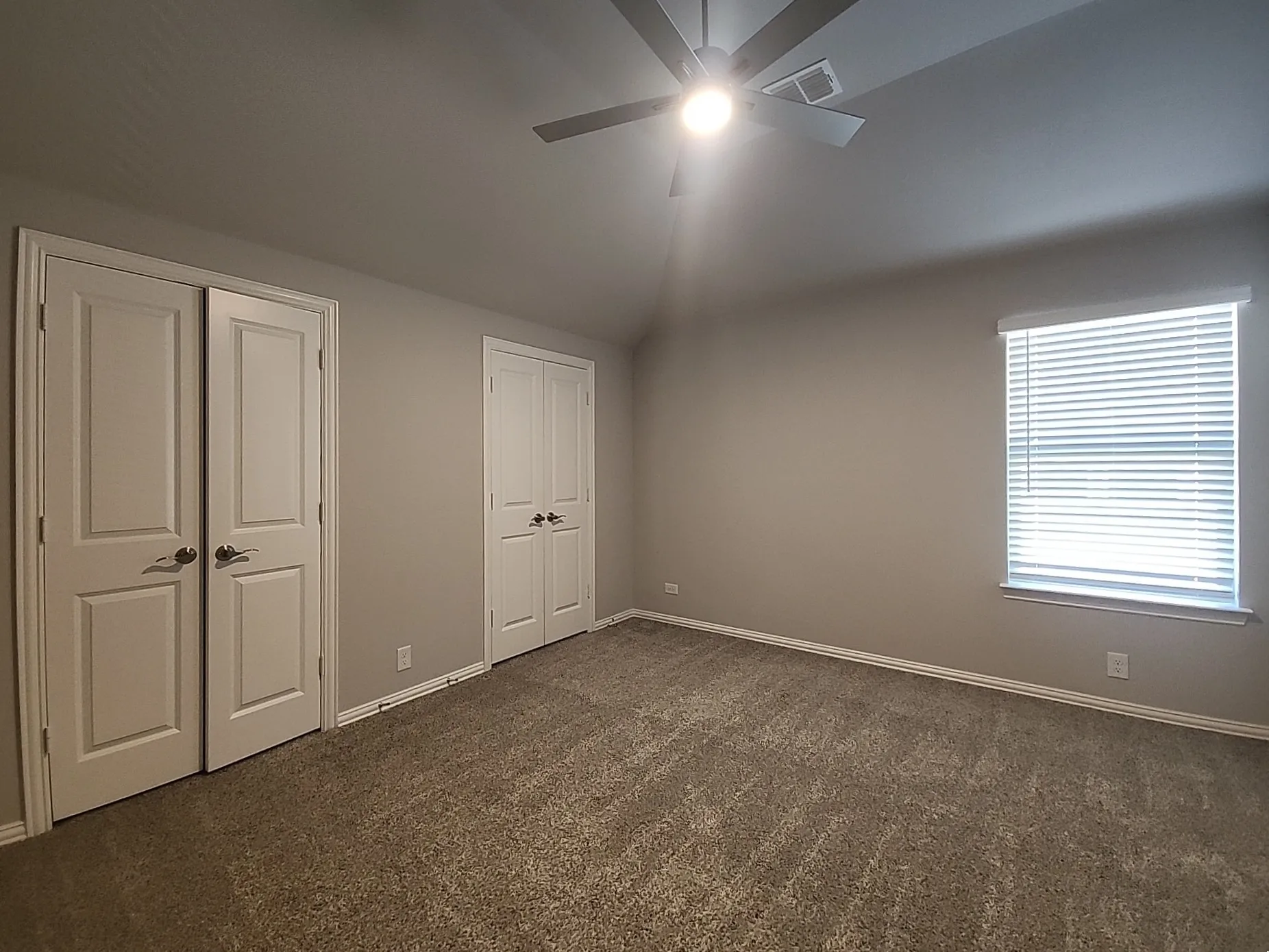 Single Family Residence For Sale in Denton County , 900 Superbloom Avenue, Justin, Texas 76247, 4 Bedroom, 4 Bathroom, 2 Garage spaces, 3,429 Sqft, built in 2023, mls#21371652, Real Estate Agent in Justin, Homes For Sale in Denton county, Homes For Sale in Justin, Realtor in Justin Texas, Real Estate Brokerage Independent Realty Texas, Luminita Cordes Realtor