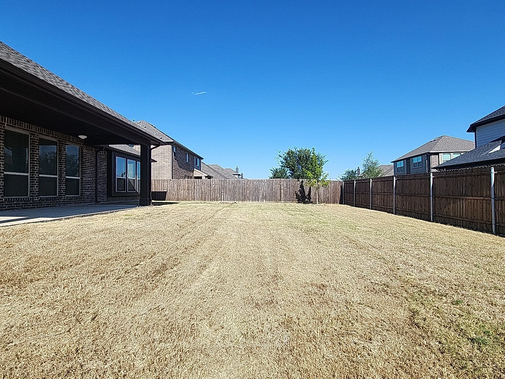 Single Family Residence For Sale in Denton County , 900 Superbloom Avenue, Justin, Texas 76247, 4 Bedroom, 4 Bathroom, 2 Garage spaces, 3,429 Sqft, built in 2023, mls#21371652, Real Estate Agent in Justin, Homes For Sale in Denton county, Homes For Sale in Justin, Realtor in Justin Texas, Real Estate Brokerage Independent Realty Texas, Luminita Cordes Realtor
