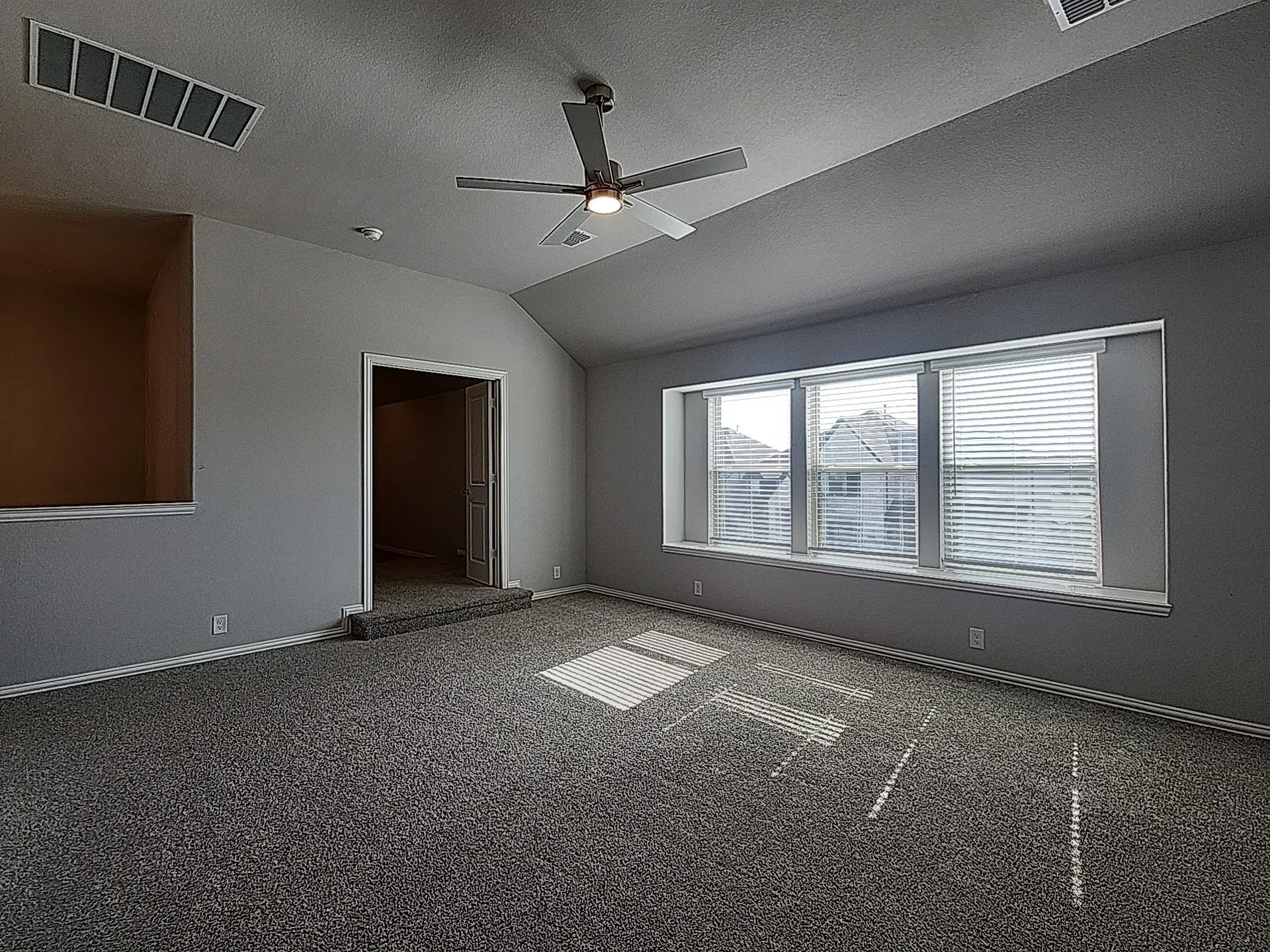 Single Family Residence For Sale in Denton County , 900 Superbloom Avenue, Justin, Texas 76247, 4 Bedroom, 4 Bathroom, 2 Garage spaces, 3,429 Sqft, built in 2023, mls#21371652, Real Estate Agent in Justin, Homes For Sale in Denton county, Homes For Sale in Justin, Realtor in Justin Texas, Real Estate Brokerage Independent Realty Texas, Luminita Cordes Realtor