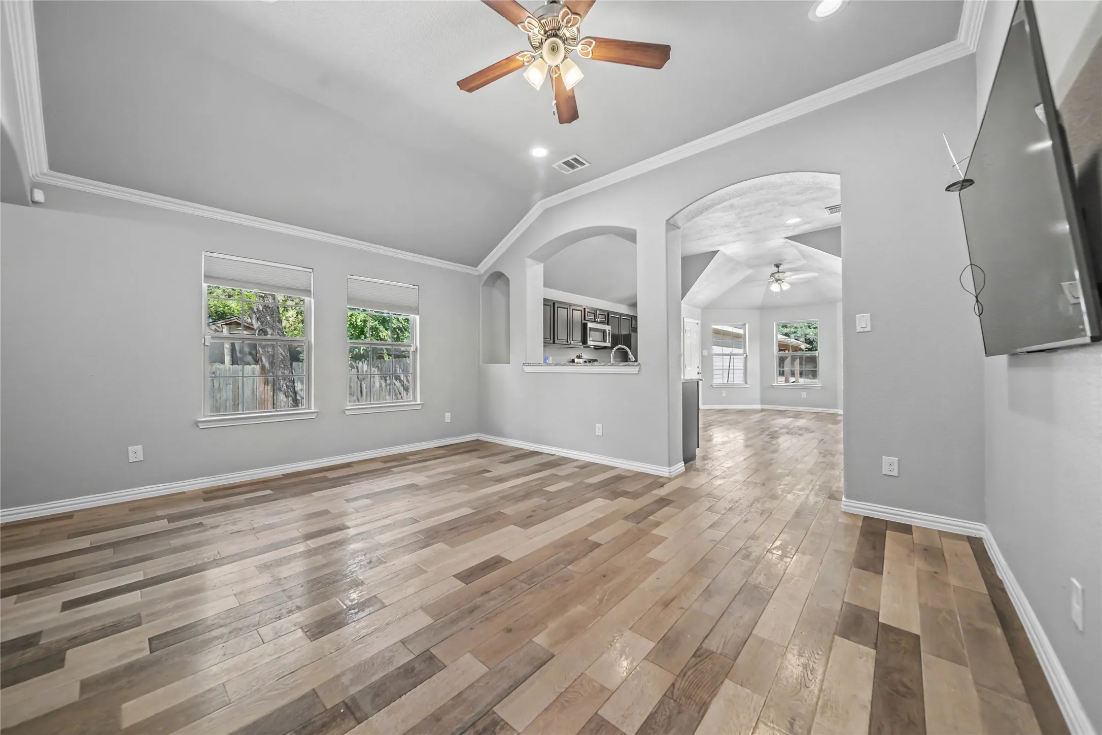 Single Family Residence For Rent in Dallas County , 2433 56th Street, Dallas, Texas 75241, 4 Bedroom, 2 Bathroom, 2 Garage spaces, 1,505 Sqft, built in 2018, mls#21369231, Real Estate Agent in Dallas, Homes For Rent in Dallas county, Homes For Rent in Dallas, Realtor in Dallas Texas, Real Estate Brokerage Independent Realty Texas, Luminita Cordes Realtor