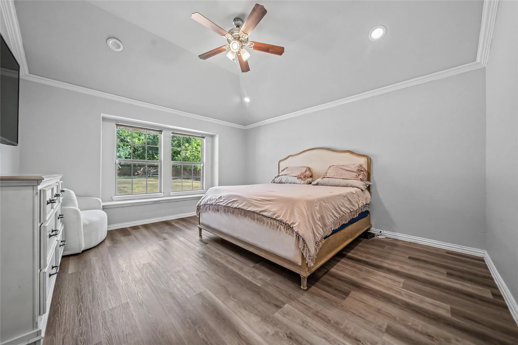 Single Family Residence For Rent in Dallas County , 2433 56th Street, Dallas, Texas 75241, 4 Bedroom, 2 Bathroom, 2 Garage spaces, 1,505 Sqft, built in 2018, mls#21369231, Real Estate Agent in Dallas, Homes For Rent in Dallas county, Homes For Rent in Dallas, Realtor in Dallas Texas, Real Estate Brokerage Independent Realty Texas, Luminita Cordes Realtor