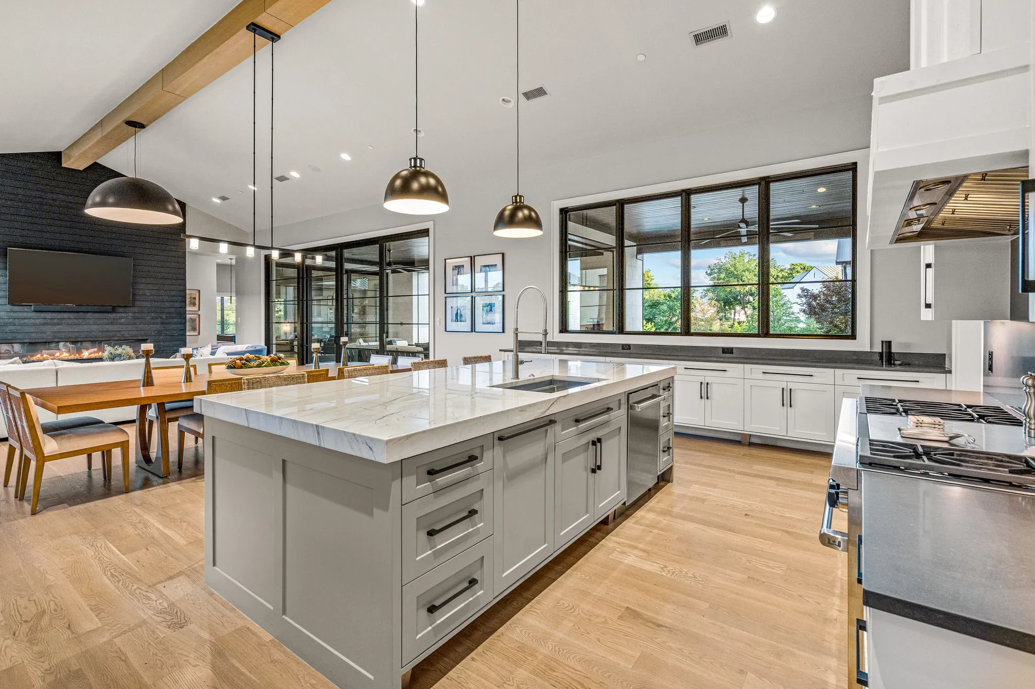 Single Family Residence For Sale in Tarrant County , 1702 Cypress Way, Westlake, Texas 76262, 6 Bedroom, 8 Bathroom, 6 Garage spaces, 9,622 Sqft, built in 2022, mls#21369821, Real Estate Agent in Westlake, Homes For Sale in Tarrant county, Homes For Sale in Westlake, Realtor in Westlake Texas, Real Estate Brokerage Independent Realty Texas, Luminita Cordes Realtor