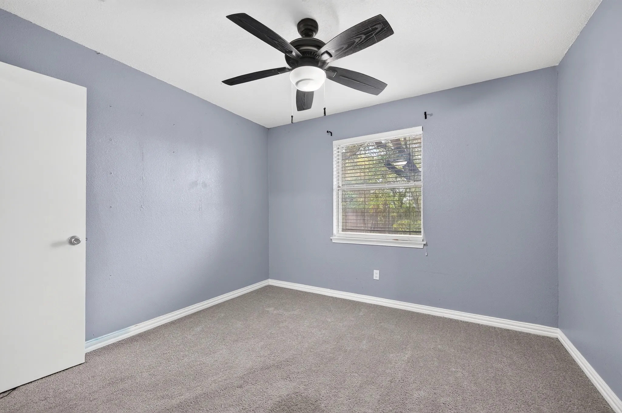Single Family Residence For Sale in Tarrant County , 6401 Greenfield Court, Watauga, Texas 76148, 3 Bedroom, 2 Bathroom, 2 Garage spaces, 1,534 Sqft, built in 1983, mls#21370979, Real Estate Agent in Watauga, Homes For Sale in Tarrant county, Homes For Sale in Watauga, Realtor in Watauga Texas, Real Estate Brokerage Independent Realty Texas, Luminita Cordes Realtor