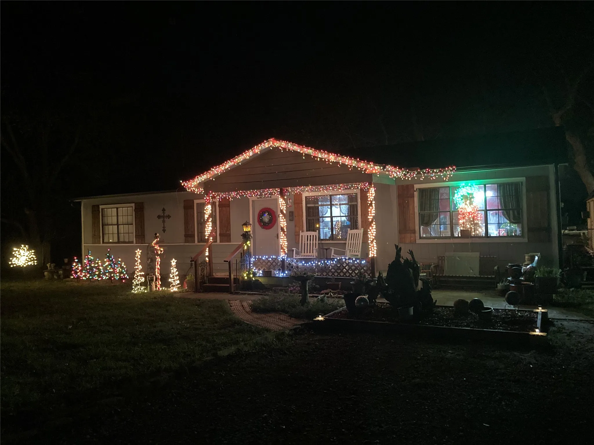 Single Family Residence For Sale in Rains County , 2454 Rs County Road 1402, Point, Texas 75472, 2 Bedroom, 2 Bathroom, Garage spaces, 1,300 Sqft, built in 1984, mls#21341437, Real Estate Agent in Point, Homes For Sale in Rains county, Homes For Sale in Point, Realtor in Point Texas, Real Estate Brokerage Independent Realty Texas, Luminita Cordes Realtor