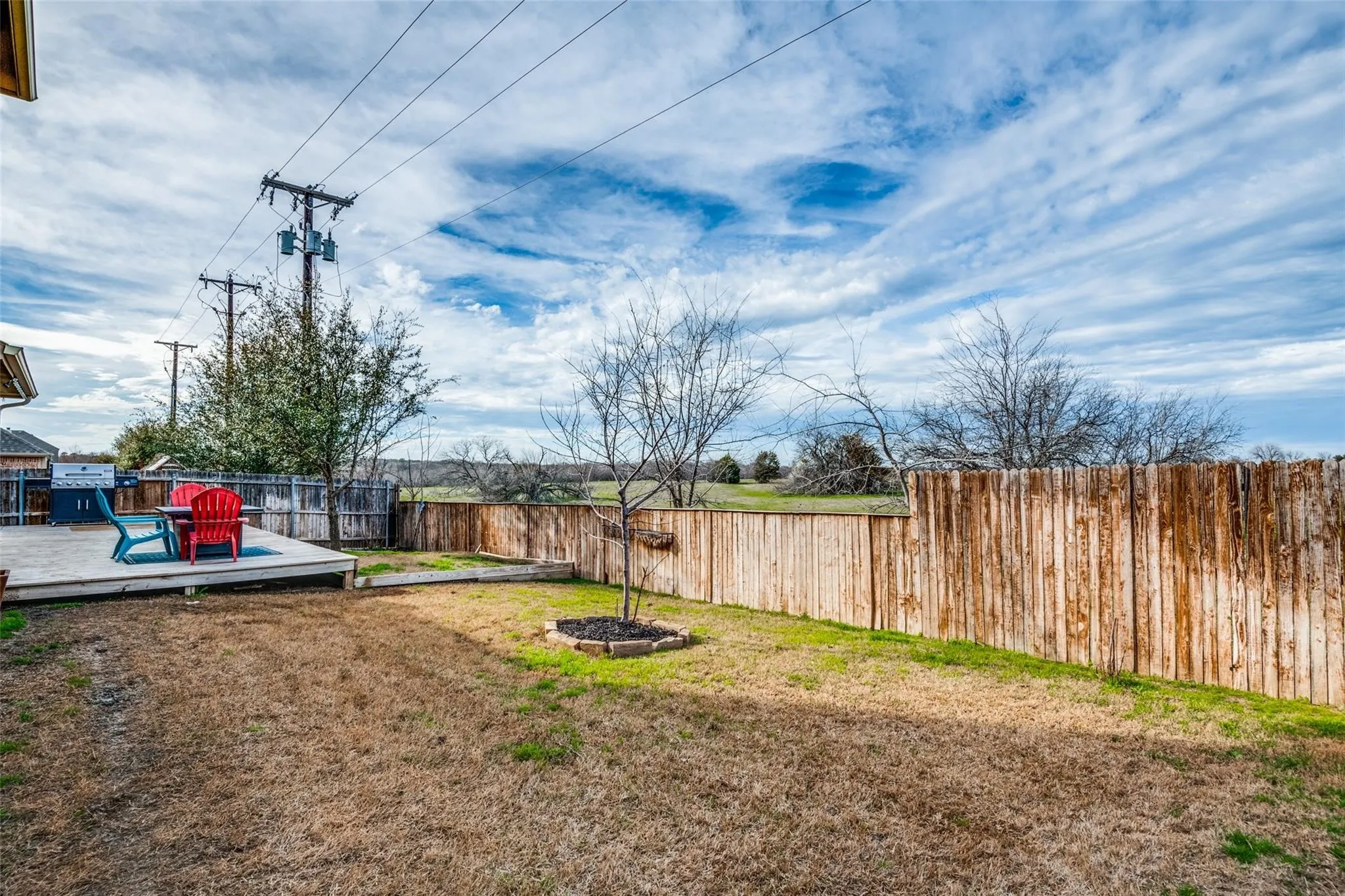 Single Family Residence For Sale in Denton County , 9312 Wellington Drive, Little Elm, Texas 75068, 4 Bedroom, 3 Bathroom, 2 Garage spaces, 2,461 Sqft, built in 2015, mls#21367827, Real Estate Agent in Little Elm, Homes For Sale in Denton county, Homes For Sale in Little Elm, Realtor in Little Elm Texas, Real Estate Brokerage Independent Realty Texas, Luminita Cordes Realtor