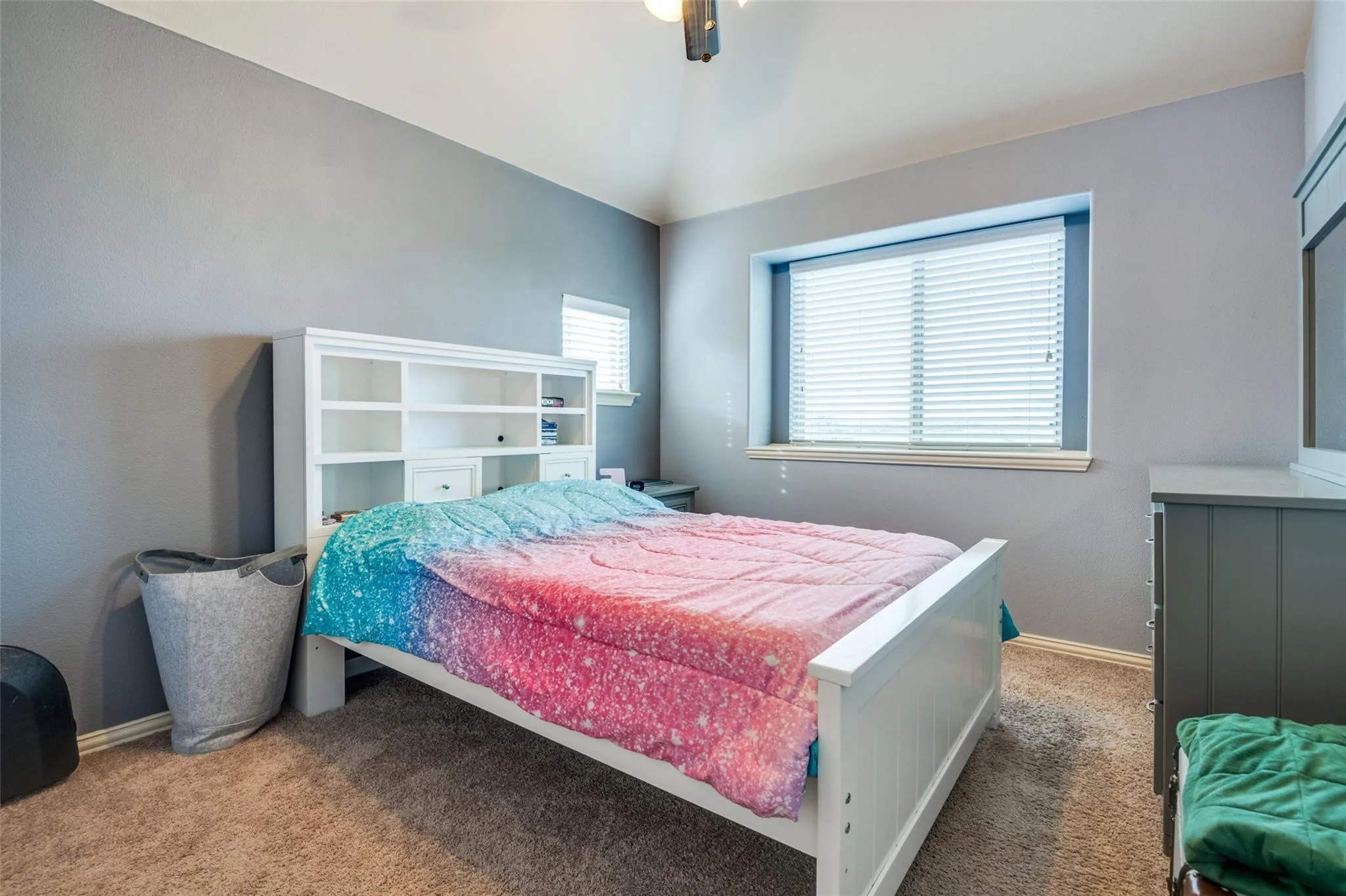 Single Family Residence For Sale in Denton County , 9312 Wellington Drive, Little Elm, Texas 75068, 4 Bedroom, 3 Bathroom, 2 Garage spaces, 2,461 Sqft, built in 2015, mls#21367827, Real Estate Agent in Little Elm, Homes For Sale in Denton county, Homes For Sale in Little Elm, Realtor in Little Elm Texas, Real Estate Brokerage Independent Realty Texas, Luminita Cordes Realtor