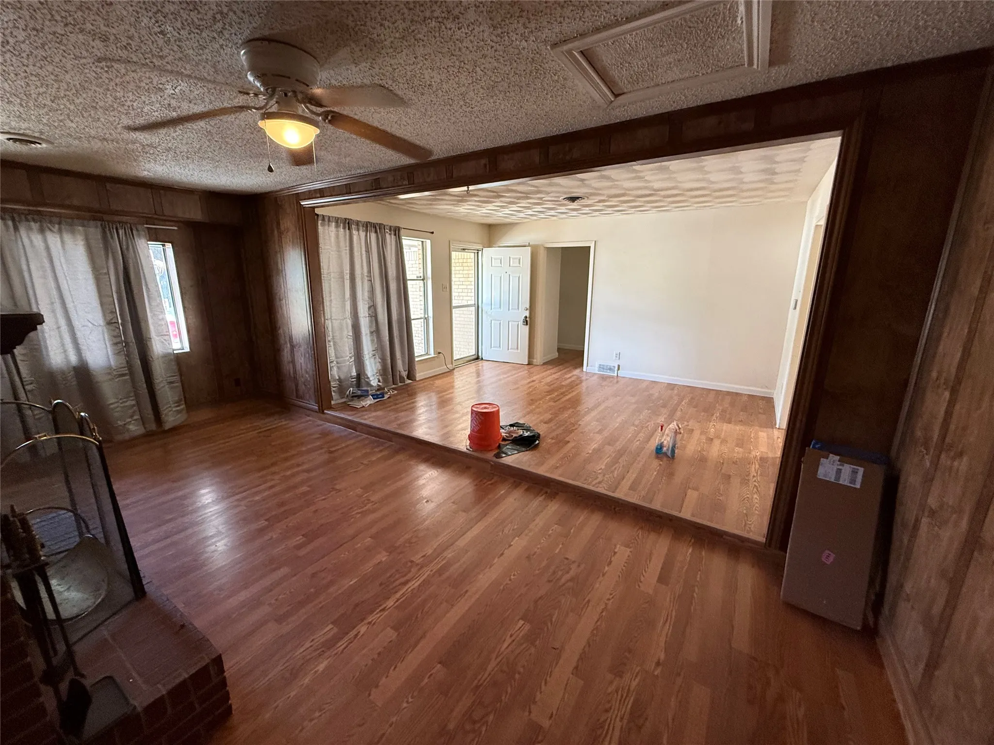 Single Family Residence For Sale in Dallas County , 7935 Larchridge Drive, Dallas, Texas 75232, 3 Bedroom, 1 Bathroom, Garage spaces, 1,274 Sqft, built in 1960, mls#21368202, Real Estate Agent in Dallas, Homes For Sale in Dallas county, Homes For Sale in Dallas, Realtor in Dallas Texas, Real Estate Brokerage Independent Realty Texas, Luminita Cordes Realtor