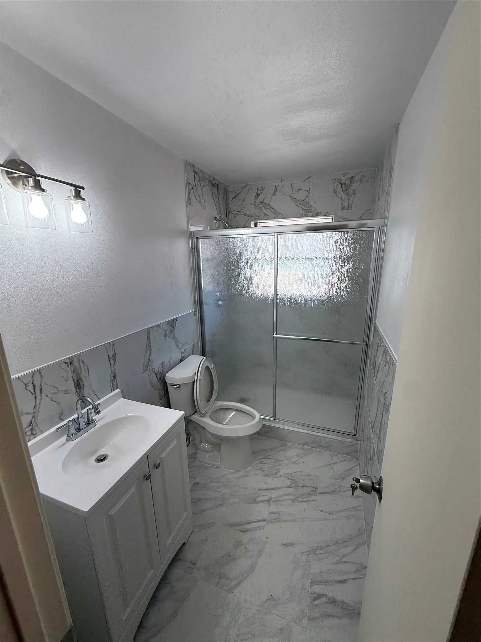 Single Family Residence For Sale in Dallas County , 7935 Larchridge Drive, Dallas, Texas 75232, 3 Bedroom, 1 Bathroom, Garage spaces, 1,274 Sqft, built in 1960, mls#21368202, Real Estate Agent in Dallas, Homes For Sale in Dallas county, Homes For Sale in Dallas, Realtor in Dallas Texas, Real Estate Brokerage Independent Realty Texas, Luminita Cordes Realtor