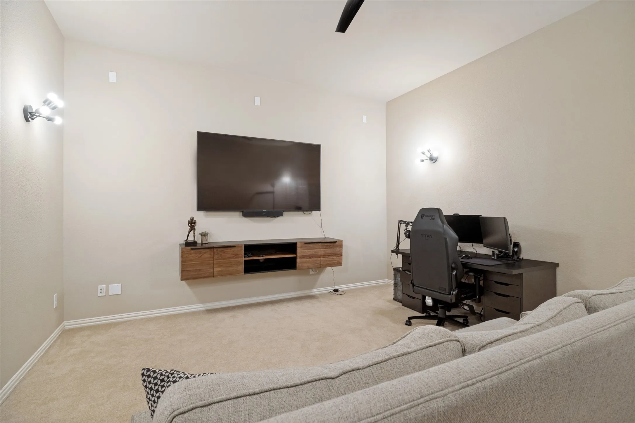 Single Family Residence For Sale in Denton County , 1291 Sunland Park Drive, Frisco, Texas 75033, 4 Bedroom, 3 Bathroom, 3 Garage spaces, 3,217 Sqft, built in 2005, mls#21369713, Real Estate Agent in Frisco, Homes For Sale in Denton county, Homes For Sale in Frisco, Realtor in Frisco Texas, Real Estate Brokerage Independent Realty Texas, Luminita Cordes Realtor