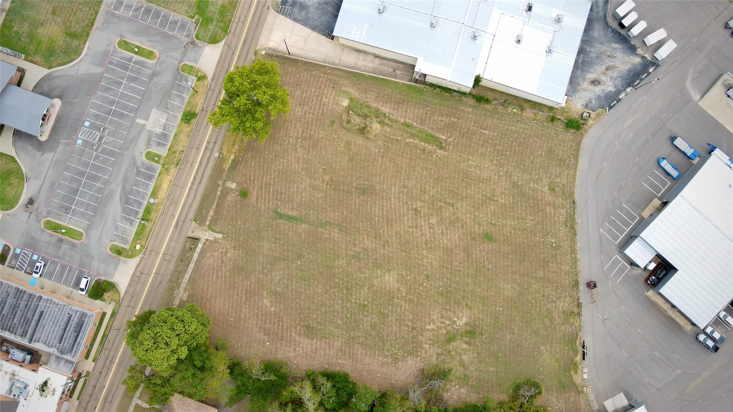 Unimproved Land For Sale in Camp County , 325 Jefferson Street, Pittsburg, Texas 75686, 0, 0, Garage spaces, 0 Sqft, built in 0, mls#21371683, Real Estate Agent in Pittsburg, Homes For Sale in Camp county, Homes For Sale in Pittsburg, Realtor in Pittsburg Texas, Real Estate Brokerage Independent Realty Texas, Luminita Cordes Realtor