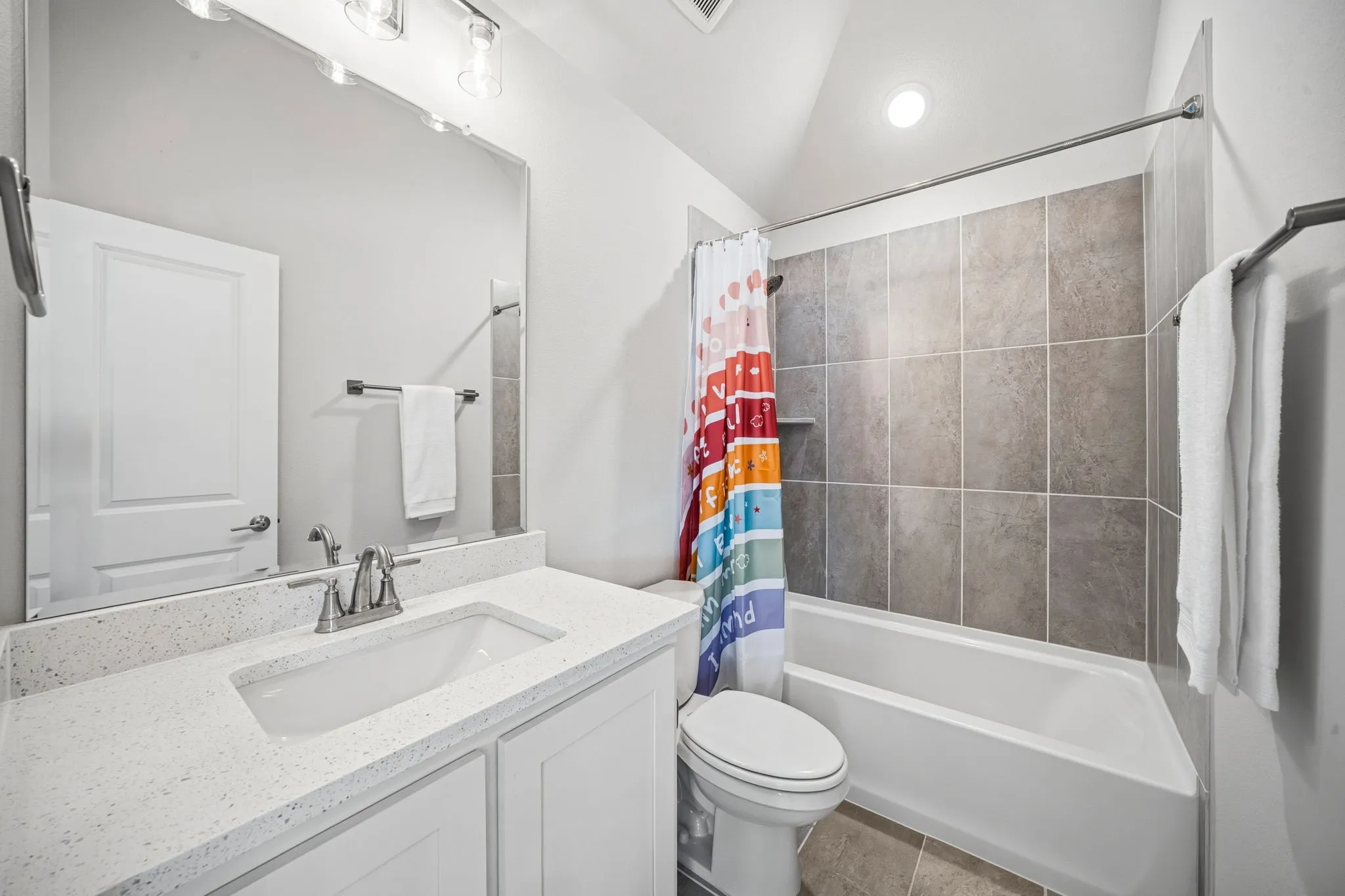 Single Family Residence For Sale in Denton County , 4170 Berylline Lane, Prosper, Texas 75078, 4 Bedroom, 3 Bathroom, 2 Garage spaces, 2,456 Sqft, built in 2023, mls#21368950, Real Estate Agent in Prosper, Homes For Sale in Denton county, Homes For Sale in Prosper, Realtor in Prosper Texas, Real Estate Brokerage Independent Realty Texas, Luminita Cordes Realtor