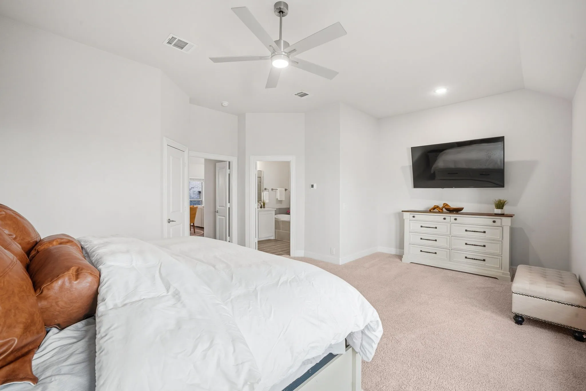 Single Family Residence For Sale in Denton County , 4170 Berylline Lane, Prosper, Texas 75078, 4 Bedroom, 3 Bathroom, 2 Garage spaces, 2,456 Sqft, built in 2023, mls#21368950, Real Estate Agent in Prosper, Homes For Sale in Denton county, Homes For Sale in Prosper, Realtor in Prosper Texas, Real Estate Brokerage Independent Realty Texas, Luminita Cordes Realtor