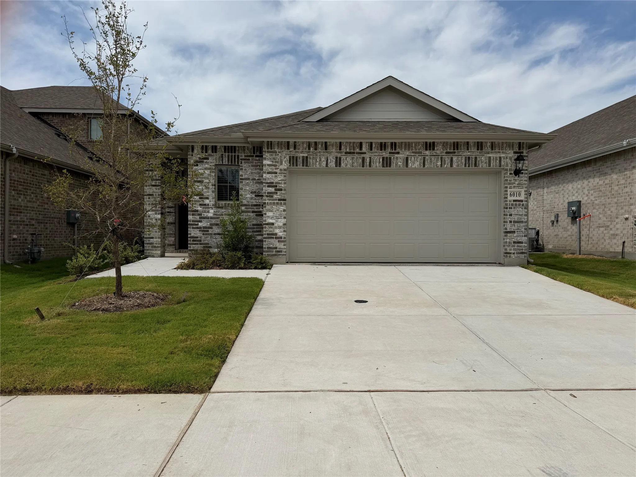 Single Family Residence For Rent in Collin County , 6010 Alderton Drive, Princeton, Texas 75071, 3 Bedroom, 2 Bathroom, 2 Garage spaces, 1,533 Sqft, built in 2026, mls#21363998, Real Estate Agent in Princeton, Homes For Rent in Collin county, Homes For Rent in Princeton, Realtor in Princeton Texas, Real Estate Brokerage Independent Realty Texas, Luminita Cordes Realtor