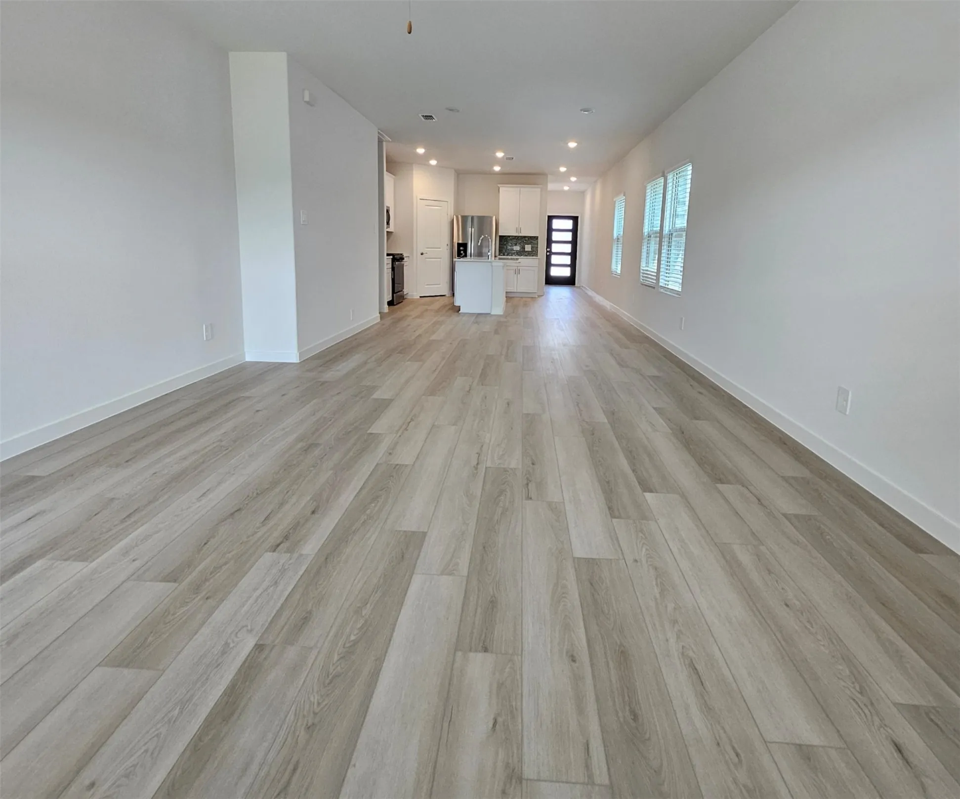 Single Family Residence For Rent in Collin County , 6010 Alderton Drive, Princeton, Texas 75071, 3 Bedroom, 2 Bathroom, 2 Garage spaces, 1,533 Sqft, built in 2026, mls#21363998, Real Estate Agent in Princeton, Homes For Rent in Collin county, Homes For Rent in Princeton, Realtor in Princeton Texas, Real Estate Brokerage Independent Realty Texas, Luminita Cordes Realtor