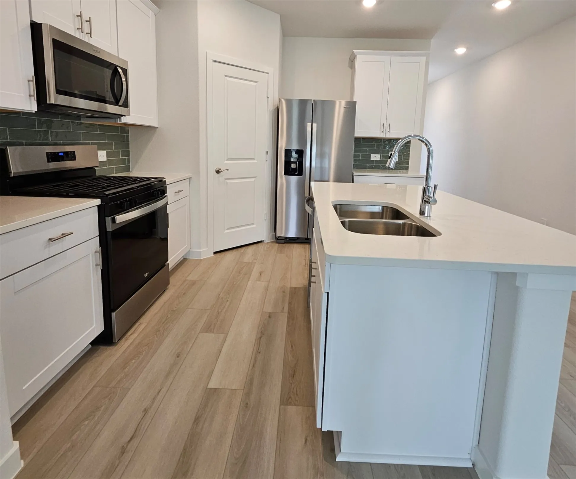 Single Family Residence For Rent in Collin County , 6010 Alderton Drive, Princeton, Texas 75071, 3 Bedroom, 2 Bathroom, 2 Garage spaces, 1,533 Sqft, built in 2026, mls#21363998, Real Estate Agent in Princeton, Homes For Rent in Collin county, Homes For Rent in Princeton, Realtor in Princeton Texas, Real Estate Brokerage Independent Realty Texas, Luminita Cordes Realtor