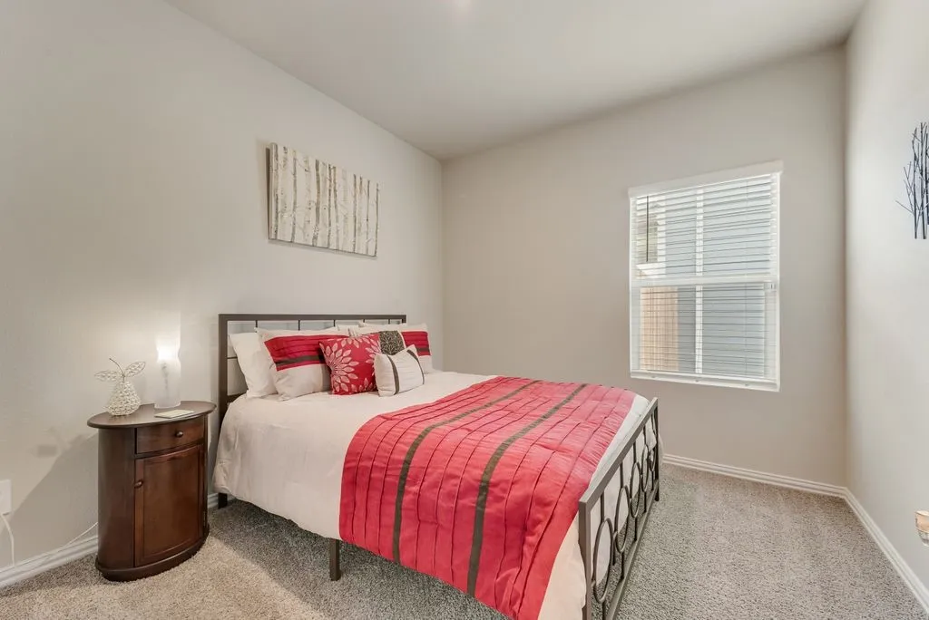 Single Family Residence For Sale in Collin County , 972 Tulip Trail, Lavon, Texas 75166, 4 Bedroom, 2 Bathroom, 2 Garage spaces, 1,978 Sqft, built in 2024, mls#21370641, Real Estate Agent in Lavon, Homes For Sale in Collin county, Homes For Sale in Lavon, Realtor in Lavon Texas, Real Estate Brokerage Independent Realty Texas, Luminita Cordes Realtor