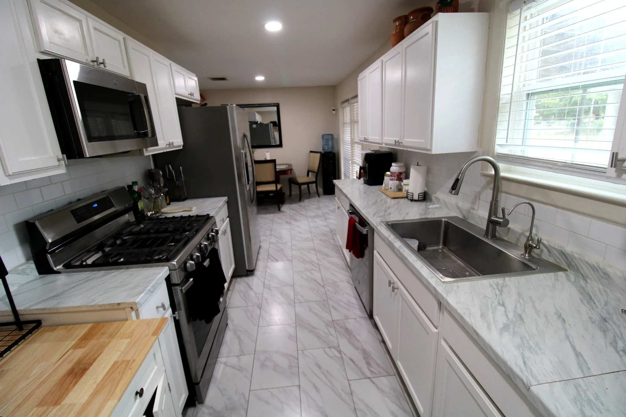 Single Family Residence For Sale in Dallas County , 2969 Elder Drive, Mesquite, Texas 75150, 3 Bedroom, 3 Bathroom, 1 Garage spaces, 2,136 Sqft, built in 1959, mls#21371697, Real Estate Agent in Mesquite, Homes For Sale in Dallas county, Homes For Sale in Mesquite, Realtor in Mesquite Texas, Real Estate Brokerage Independent Realty Texas, Luminita Cordes Realtor