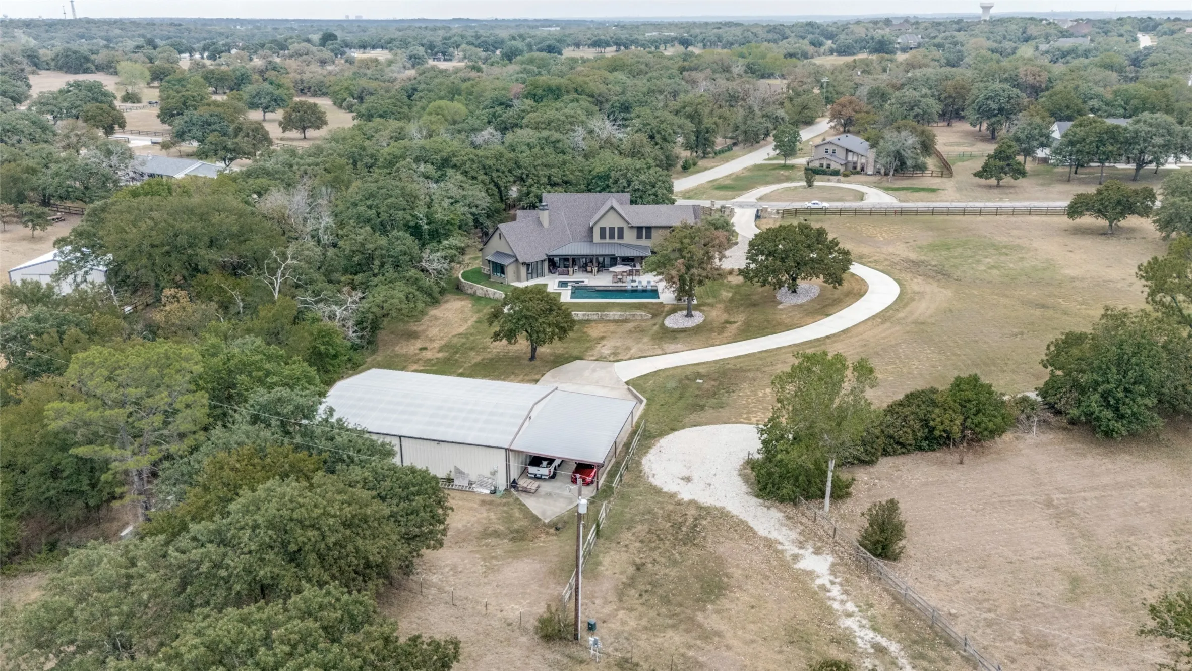 Single Family Residence For Sale in Denton County , 197 Stonewood Boulevard, Bartonville, Texas 76226, 4 Bedroom, 4 Bathroom, 3 Garage spaces, 3,612 Sqft, built in 2018, mls#21371179, Real Estate Agent in Bartonville, Homes For Sale in Denton county, Homes For Sale in Bartonville, Realtor in Bartonville Texas, Real Estate Brokerage Independent Realty Texas, Luminita Cordes Realtor