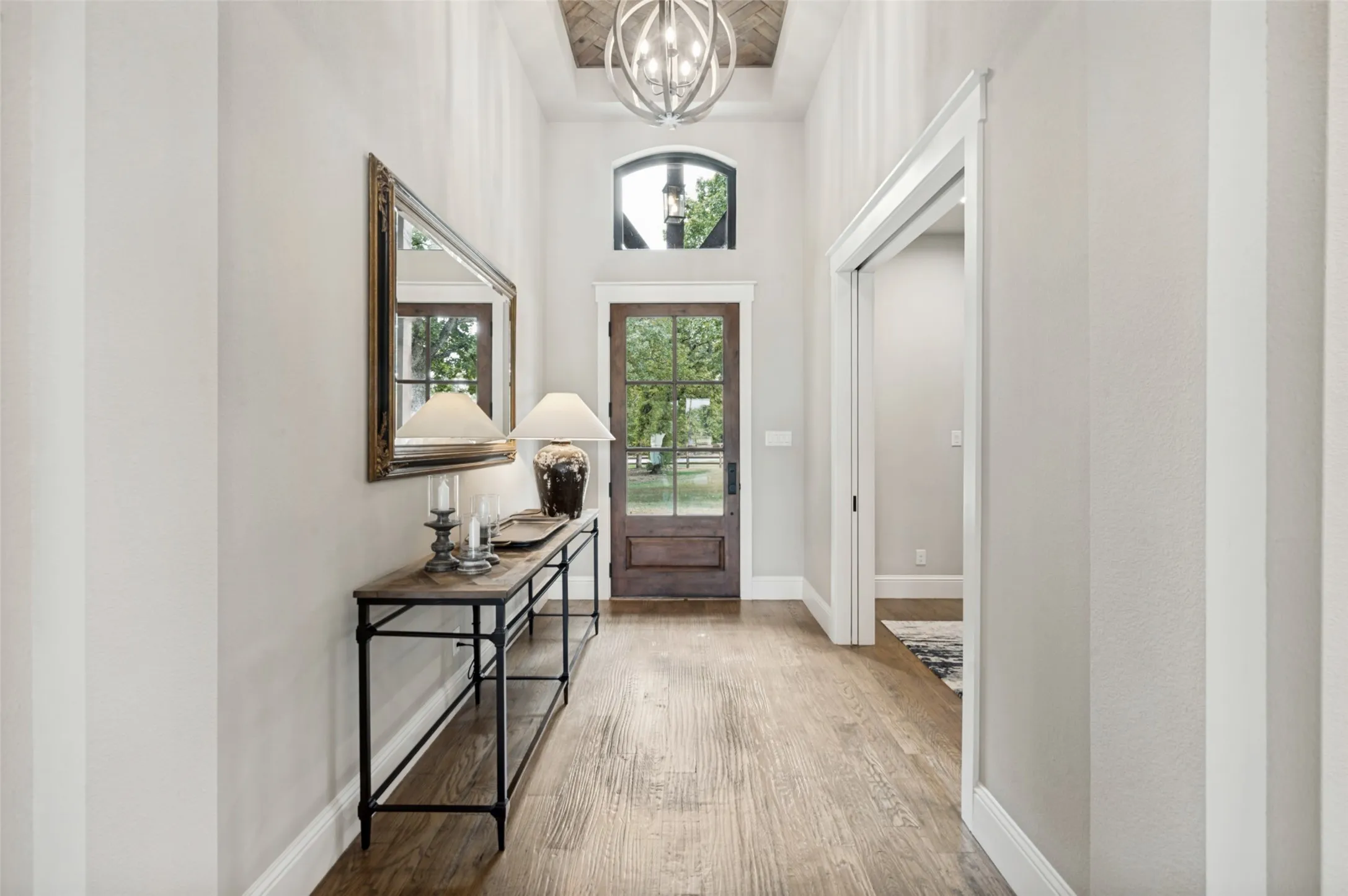 Single Family Residence For Sale in Denton County , 197 Stonewood Boulevard, Bartonville, Texas 76226, 4 Bedroom, 4 Bathroom, 3 Garage spaces, 3,612 Sqft, built in 2018, mls#21371179, Real Estate Agent in Bartonville, Homes For Sale in Denton county, Homes For Sale in Bartonville, Realtor in Bartonville Texas, Real Estate Brokerage Independent Realty Texas, Luminita Cordes Realtor
